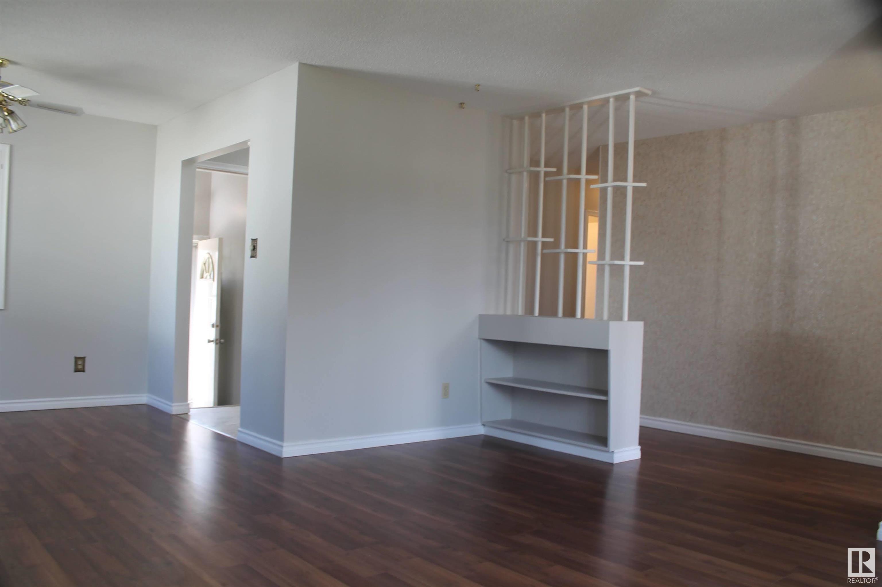      49 Sheridan DR , St. Albert,  ,T8N 1N1 ;  Listing Number: MLS E4420365