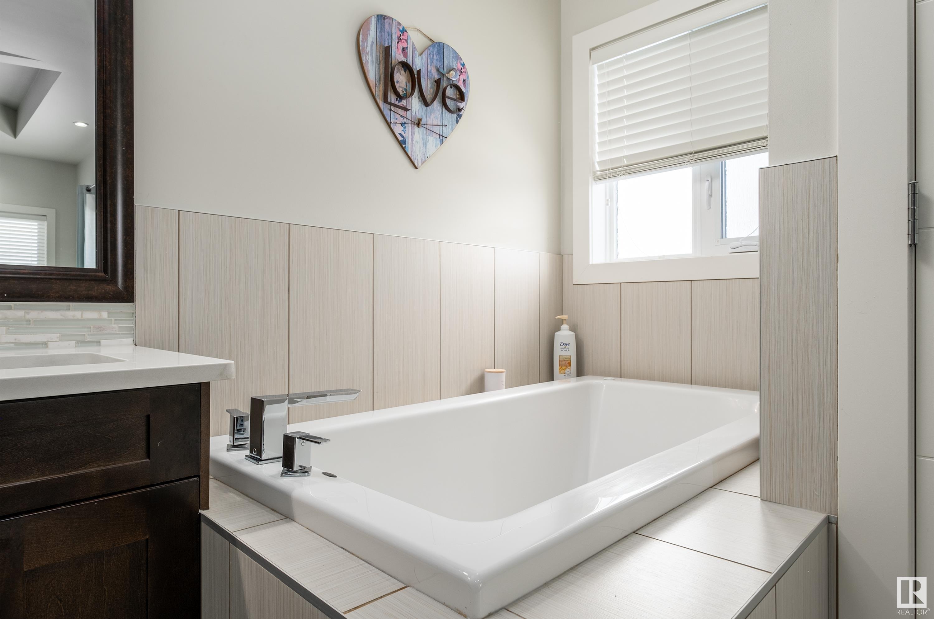      6001 56 AV , Beaumont,  ,T4X 0G8 ;  Listing Number: MLS E4420367