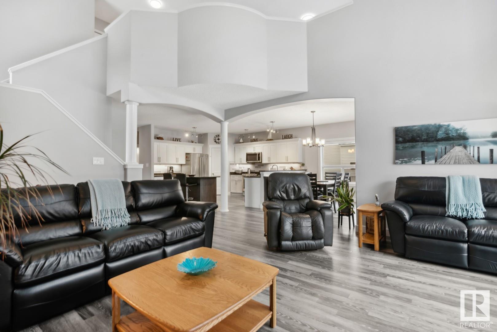      3816 44 ST NW , Edmonton,  ,T6L 7B7 ;  Listing Number: MLS E4420370