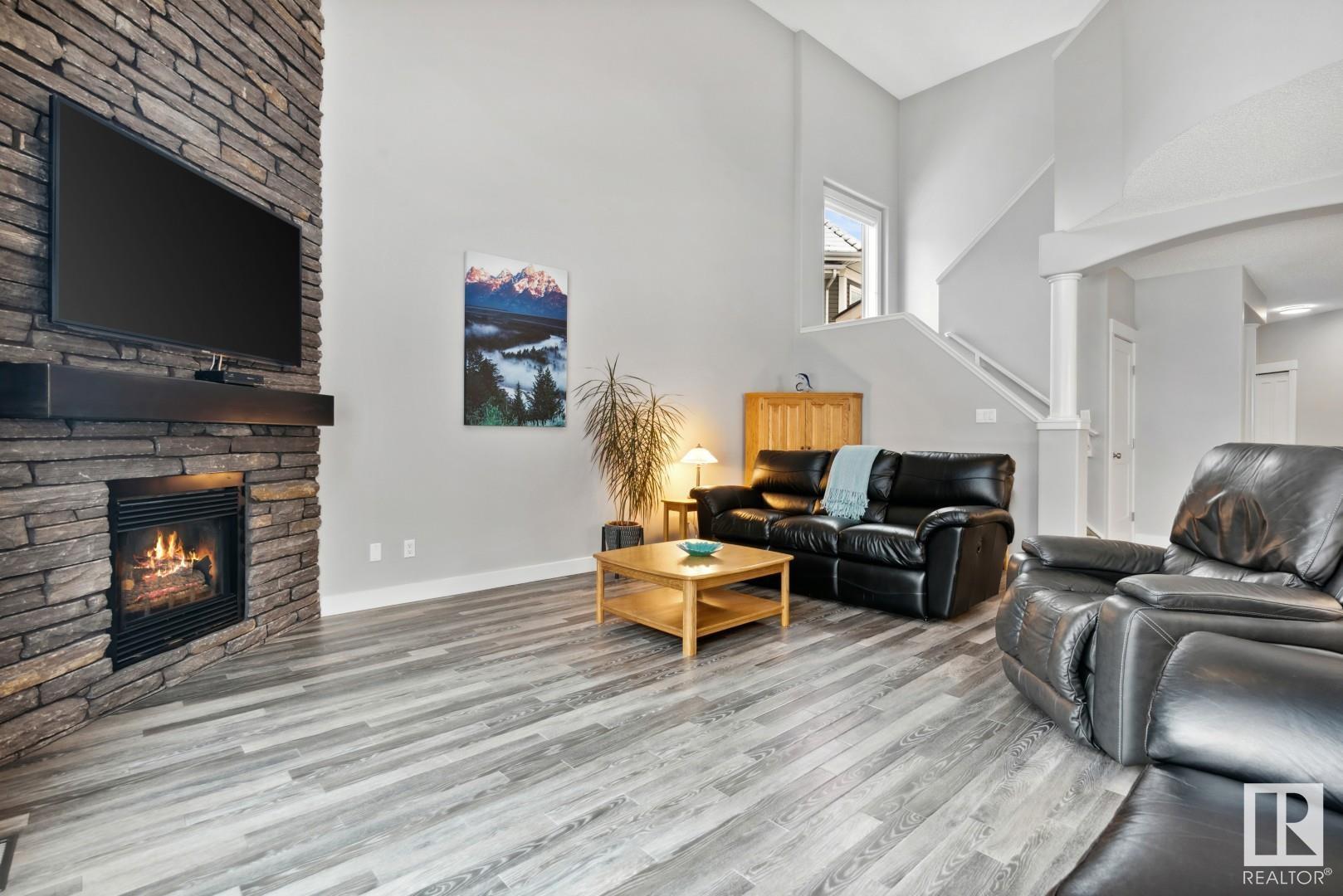      3816 44 ST NW , Edmonton,  ,T6L 7B7 ;  Listing Number: MLS E4420370