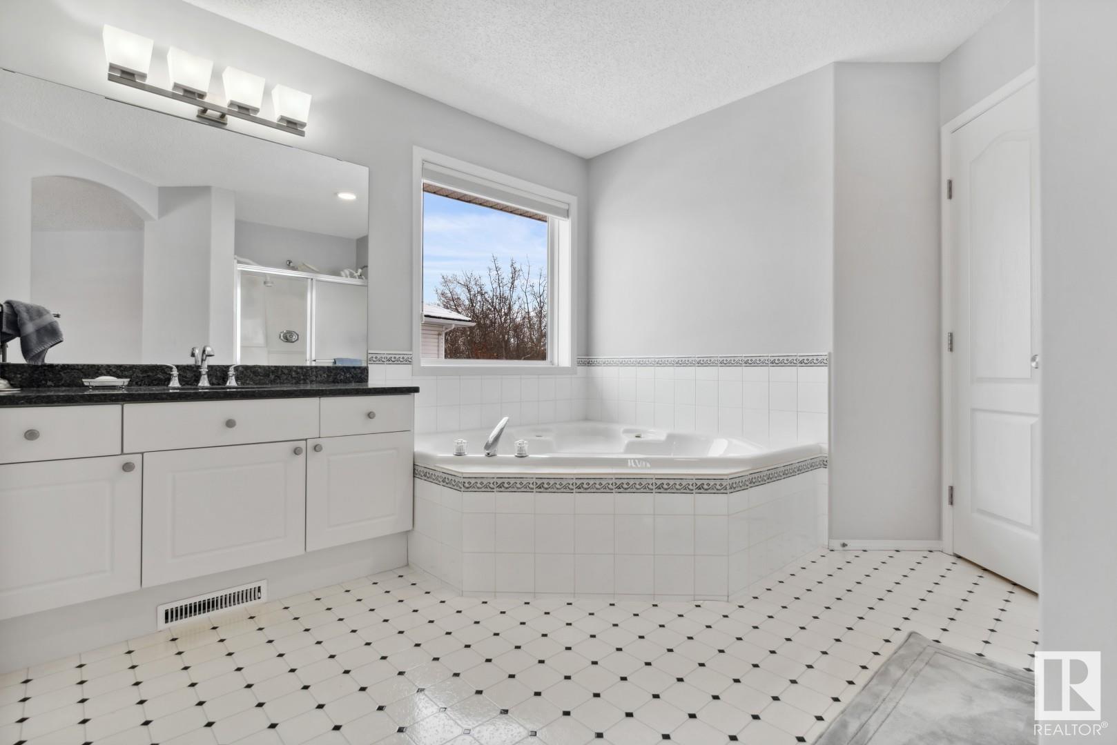      3816 44 ST NW , Edmonton,  ,T6L 7B7 ;  Listing Number: MLS E4420370
