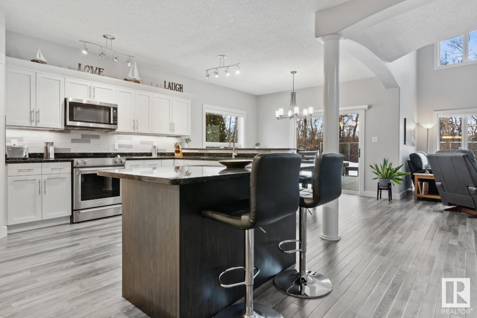      3816 44 ST NW , Edmonton,  ,T6L 7B7 ;  Listing Number: MLS E4420370