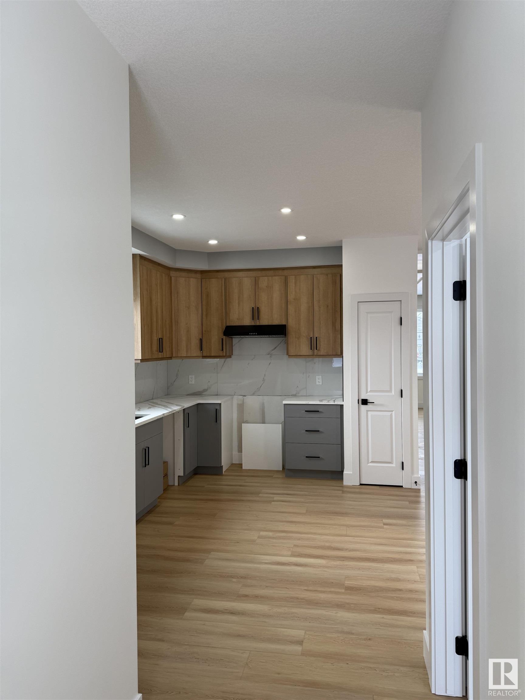      12037 41 ST NW , Edmonton,  ,T5W 2M3 ;  Listing Number: MLS E4420371