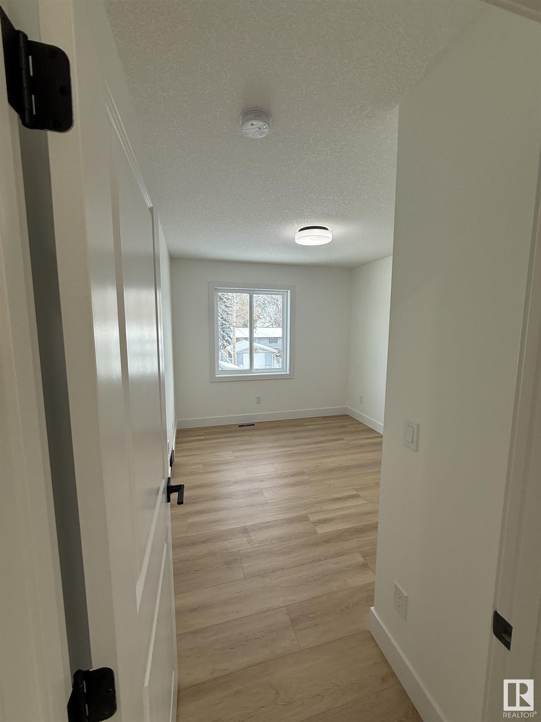      12037 41 ST NW , Edmonton,  ,T5W 2M3 ;  Listing Number: MLS E4420371