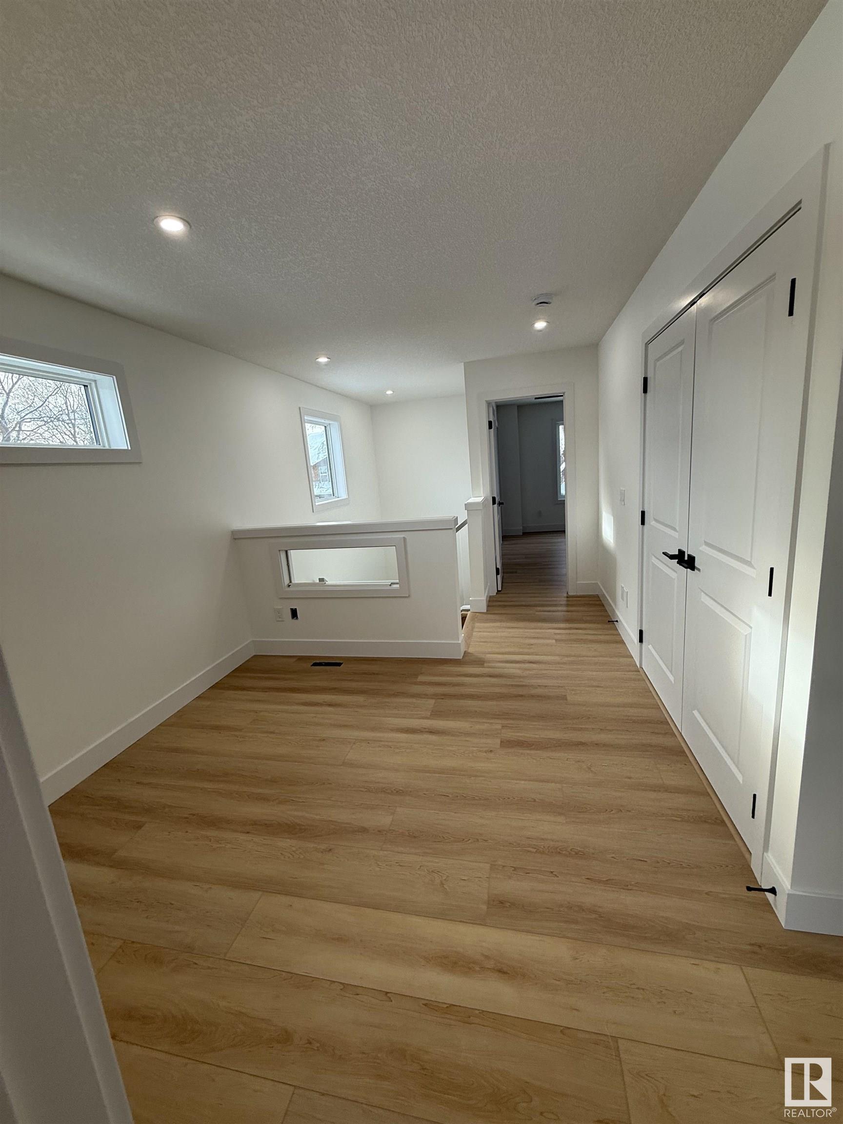      12037 41 ST NW , Edmonton,  ,T5W 2M3 ;  Listing Number: MLS E4420371