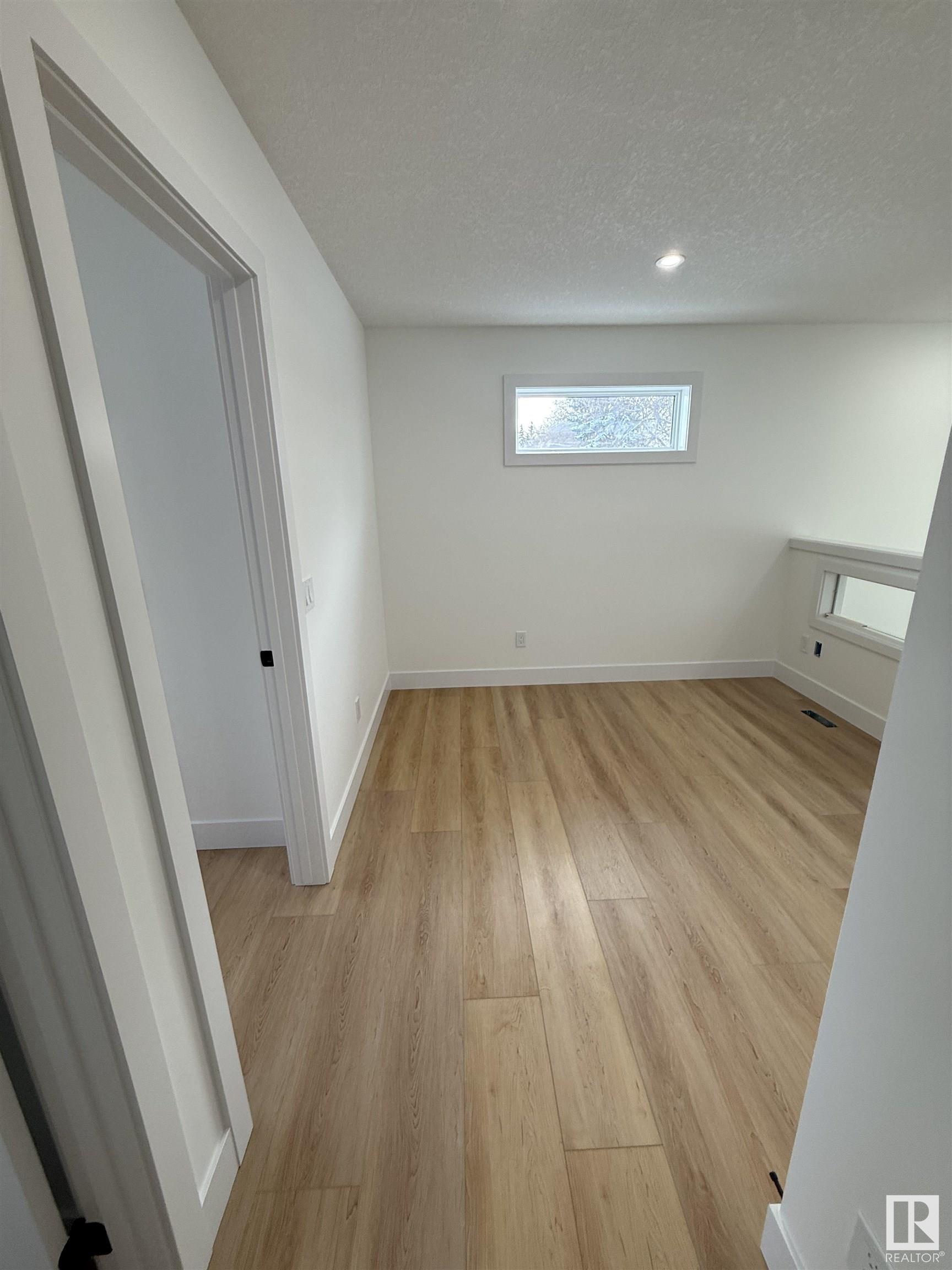      12037 41 ST NW , Edmonton,  ,T5W 2M3 ;  Listing Number: MLS E4420371