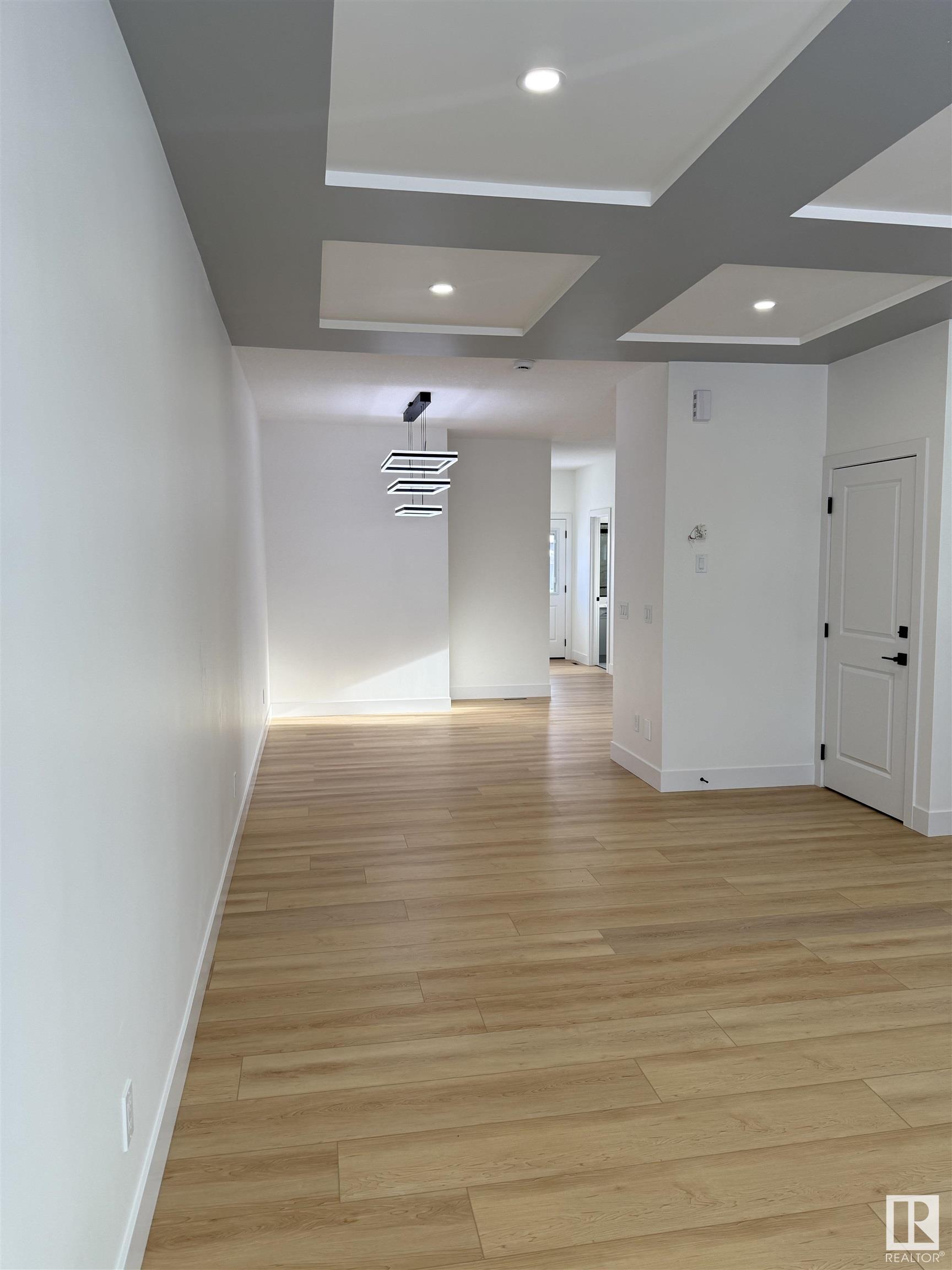      12037 41 ST NW , Edmonton,  ,T5W 2M3 ;  Listing Number: MLS E4420371