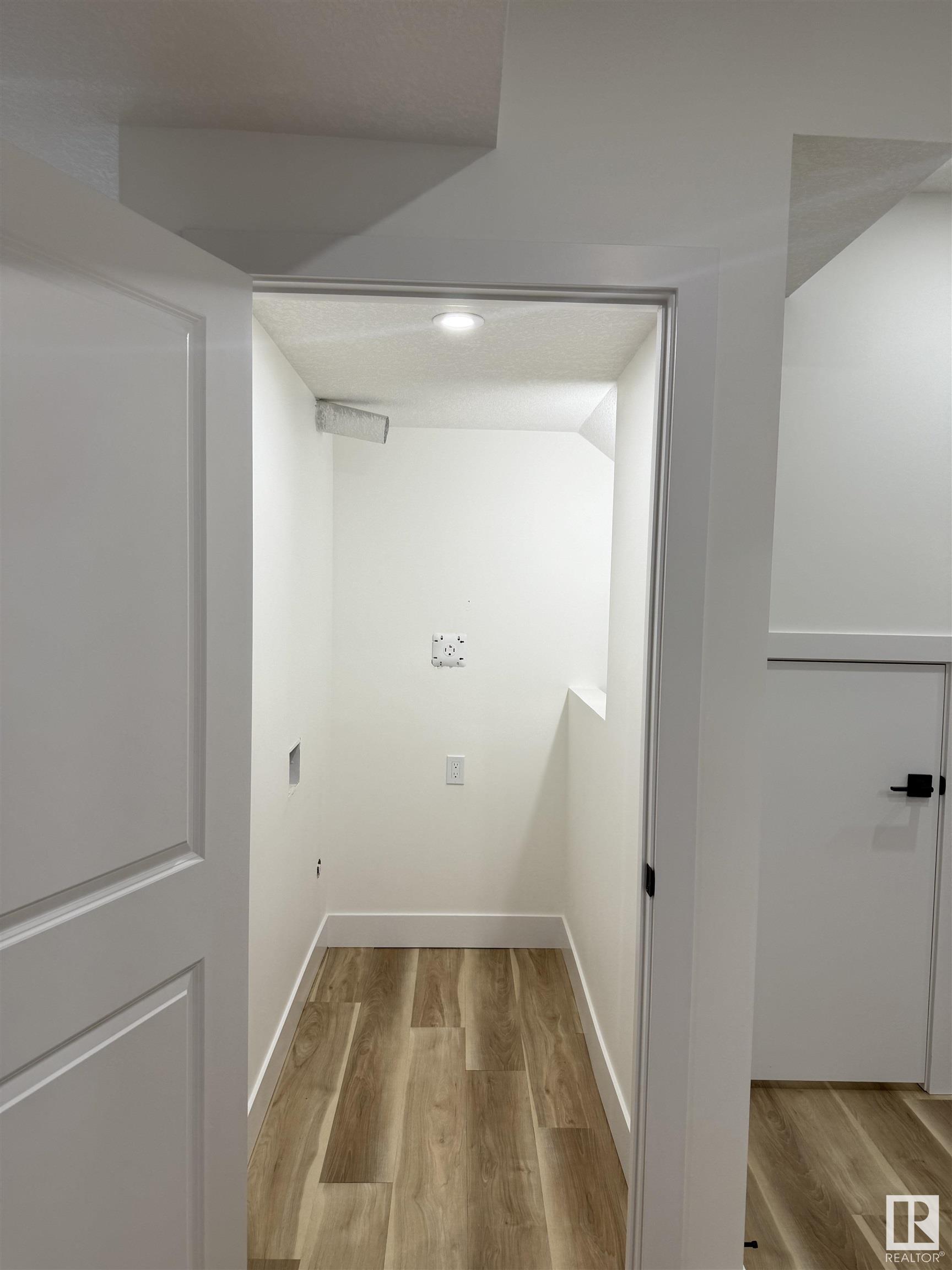      12037 41 ST NW , Edmonton,  ,T5W 2M3 ;  Listing Number: MLS E4420371