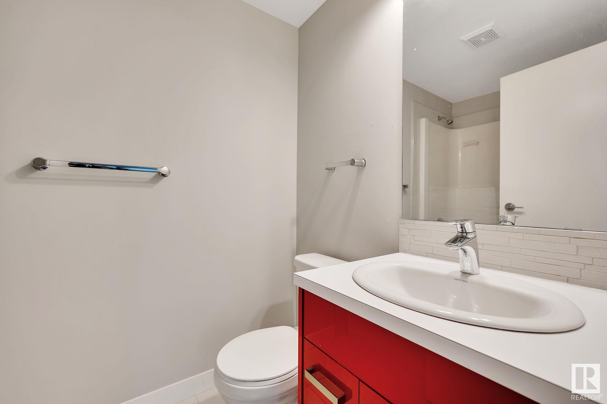      #707 10410 102 AV NW , Edmonton,  ,T5J 0E9 ;  Listing Number: MLS E4420372