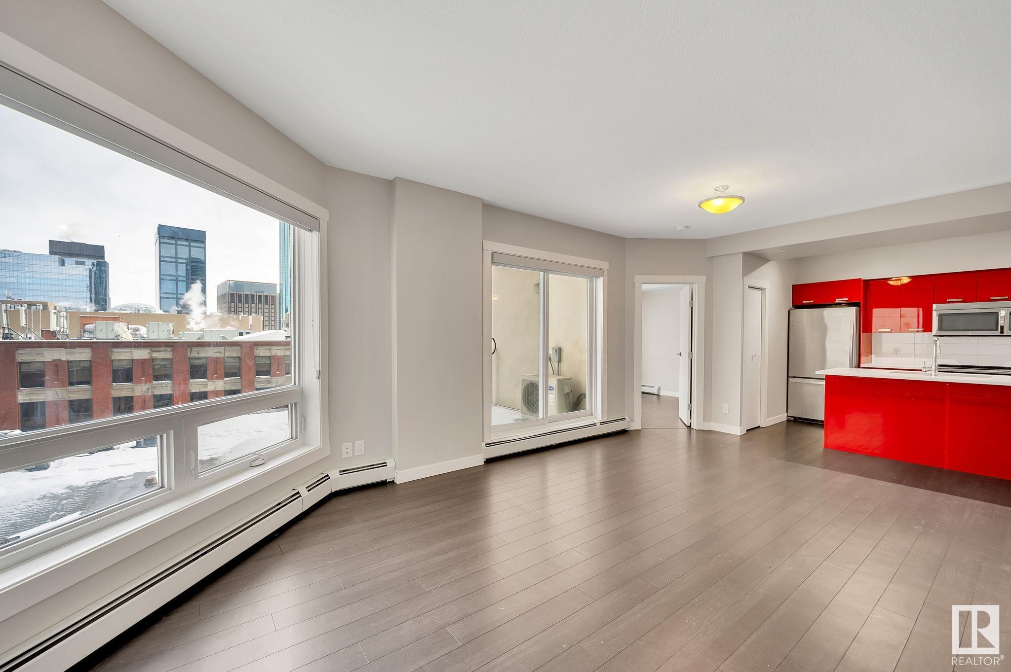      #707 10410 102 AV NW , Edmonton,  ,T5J 0E9 ;  Listing Number: MLS E4420372