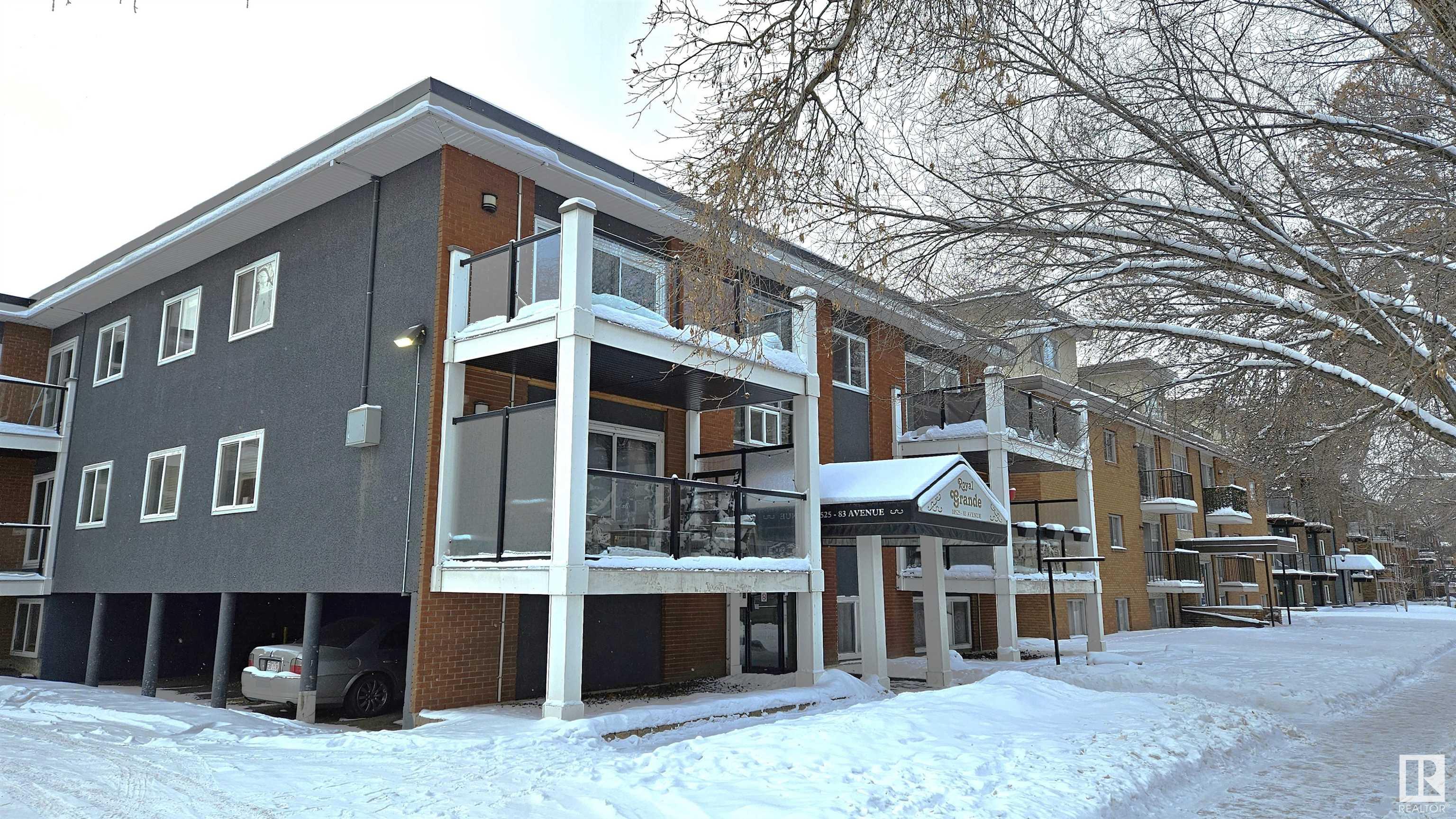      #34 10525 83 AV NW , Edmonton,  ,T6E 2E1 ;  Listing Number: MLS E4420375