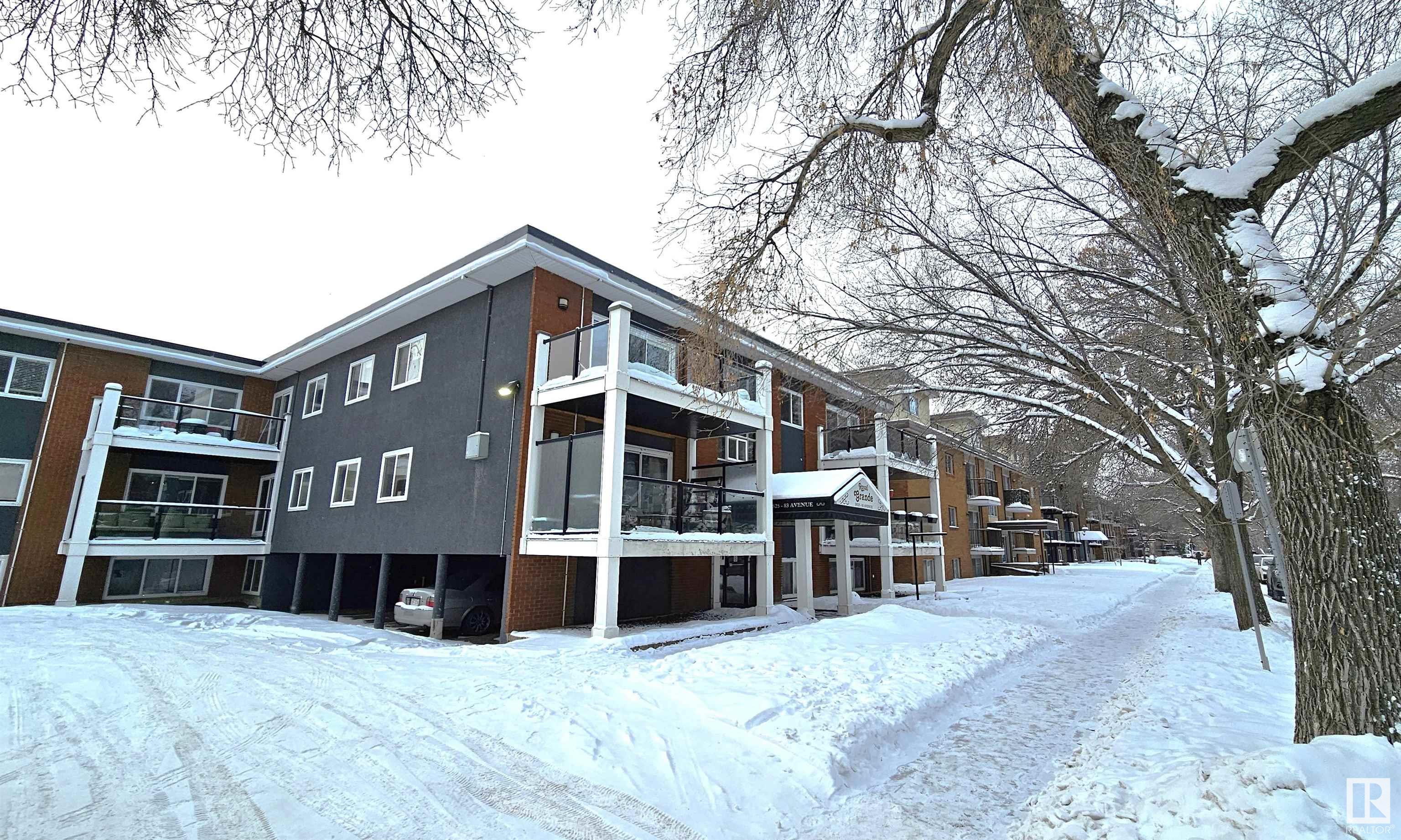     #34 10525 83 AV NW , Edmonton,  ,T6E 2E1 ;  Listing Number: MLS E4420375