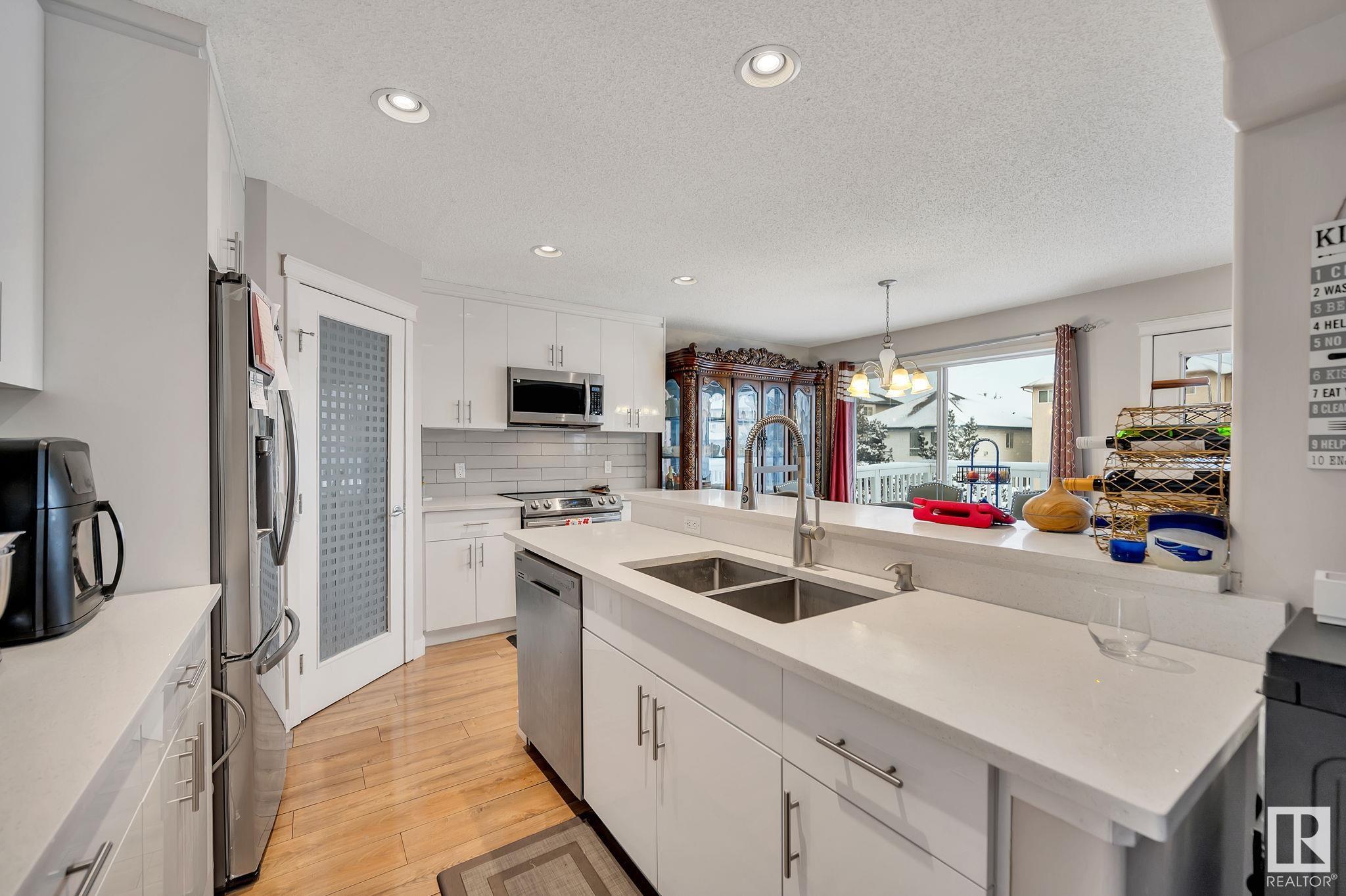      14919 137 ST NW , Edmonton,  ,T6V 1R2 ;  Listing Number: MLS E4420376