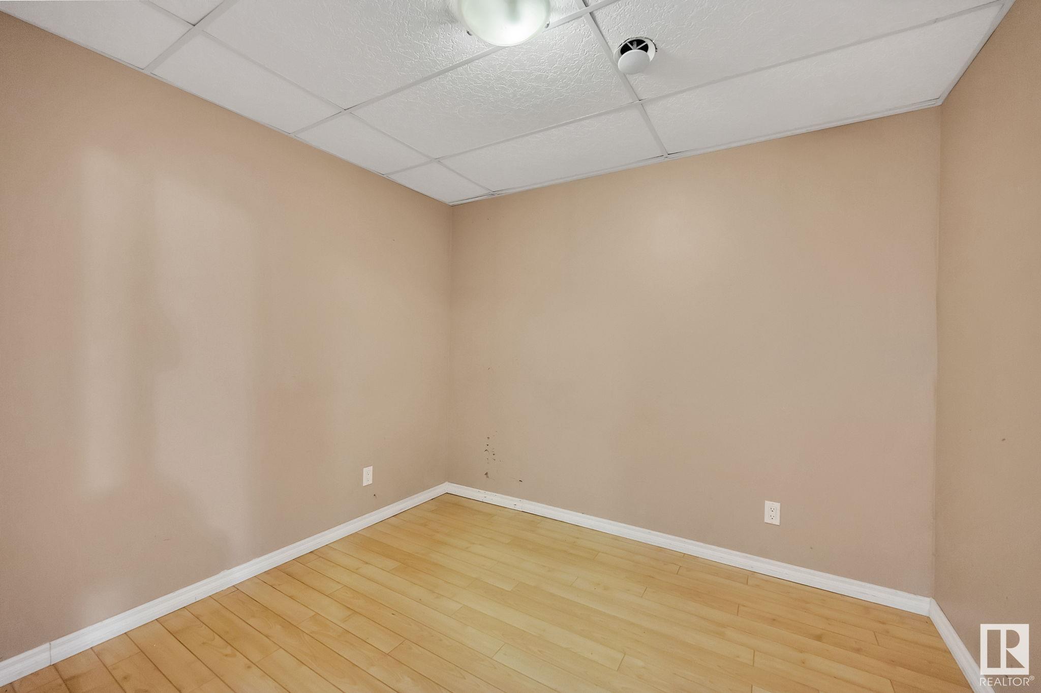     14919 137 ST NW , Edmonton,  ,T6V 1R2 ;  Listing Number: MLS E4420376