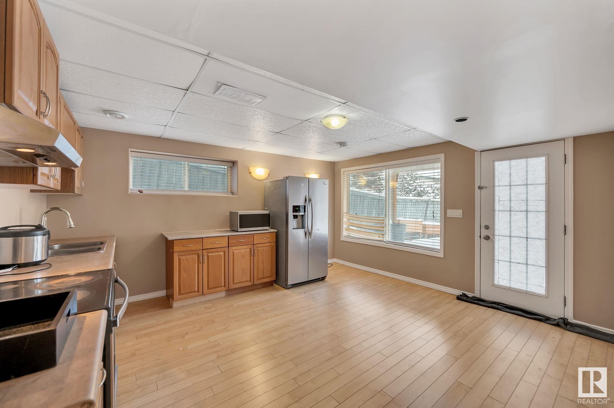      14919 137 ST NW , Edmonton,  ,T6V 1R2 ;  Listing Number: MLS E4420376