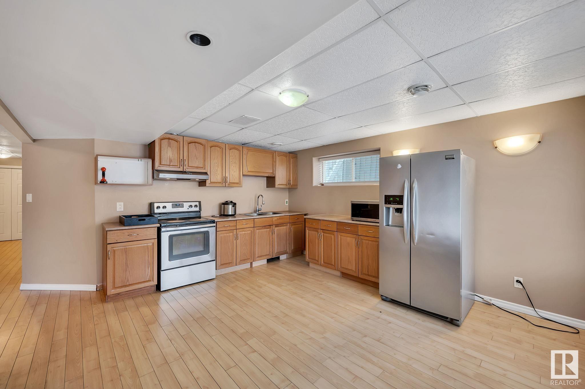      14919 137 ST NW , Edmonton,  ,T6V 1R2 ;  Listing Number: MLS E4420376