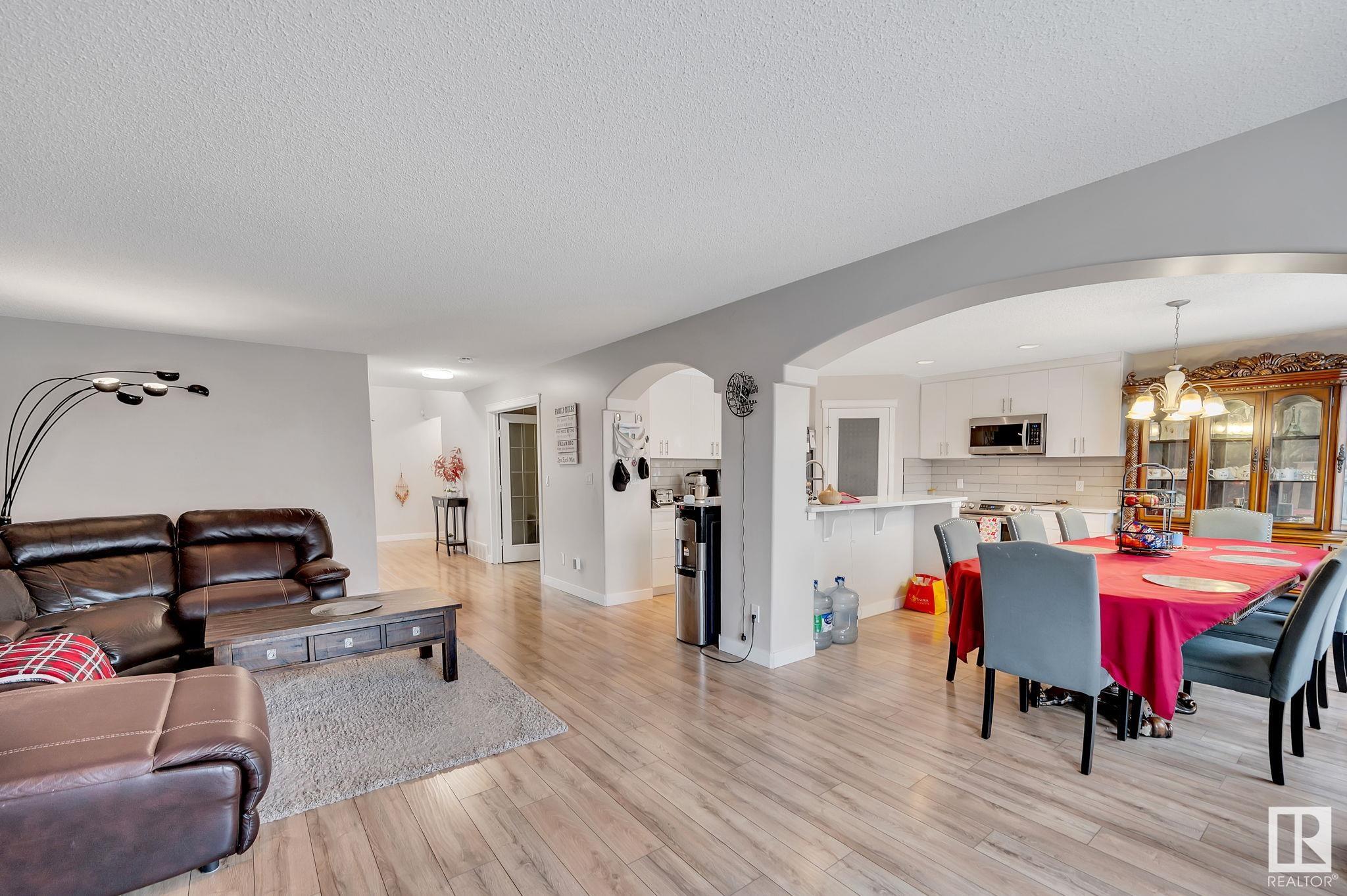      14919 137 ST NW , Edmonton,  ,T6V 1R2 ;  Listing Number: MLS E4420376