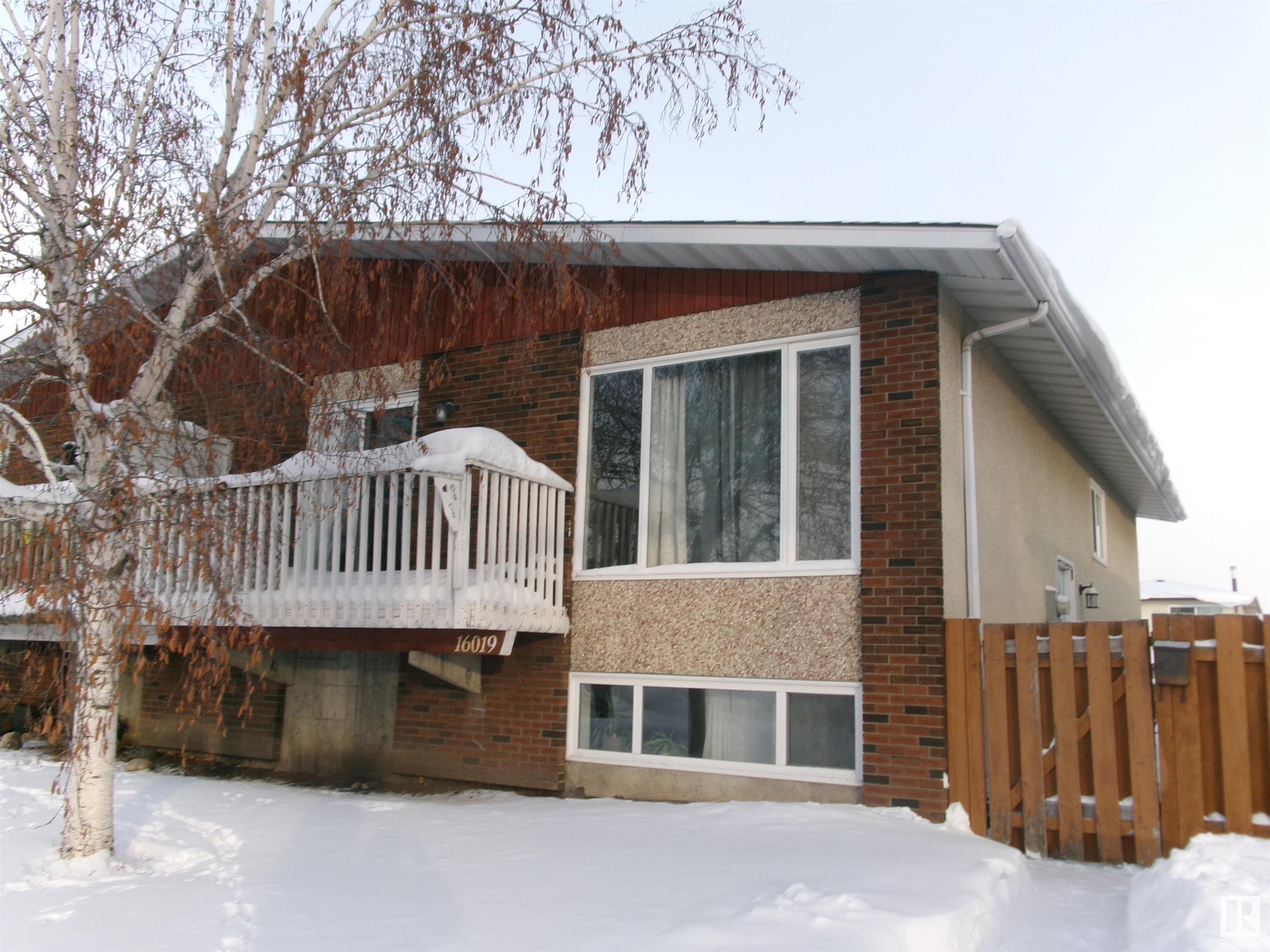      16019 100 ST NW , Edmonton,  ,T5X 5C4 ;  Listing Number: MLS E4420379