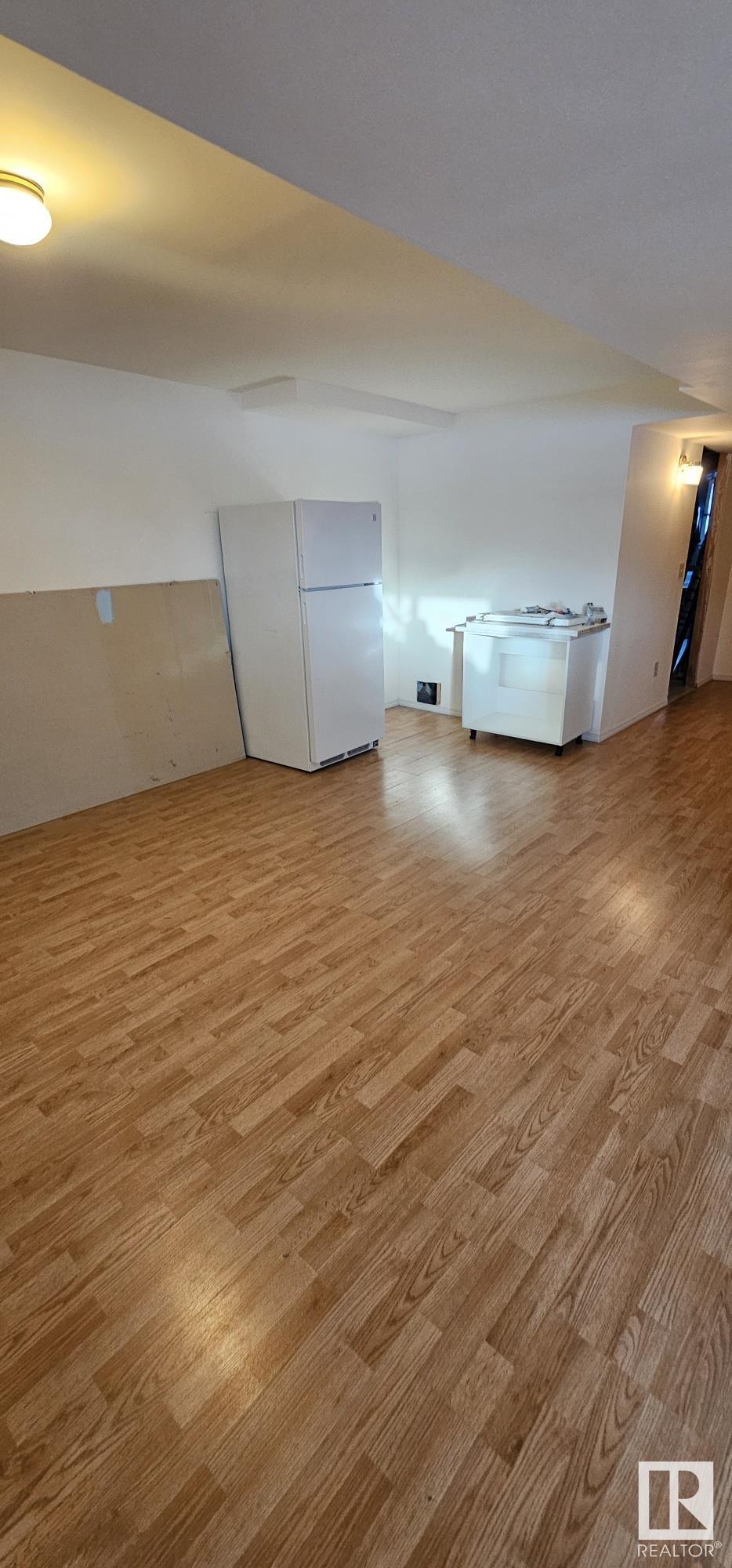     16019 100 ST NW , Edmonton,  ,T5X 5C4 ;  Listing Number: MLS E4420379