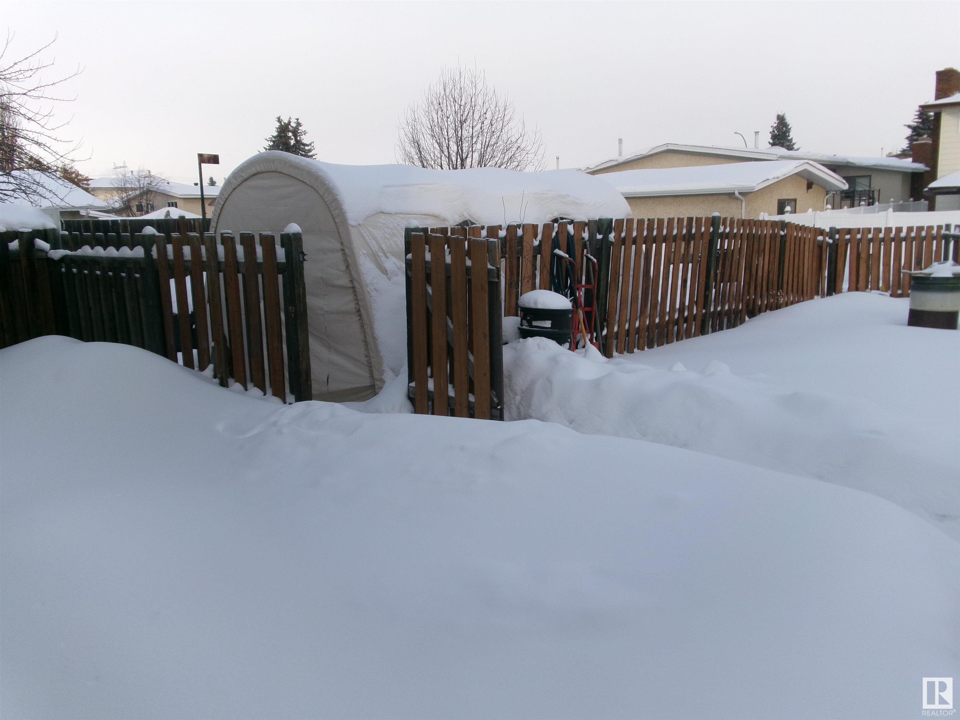      16019 100 ST NW , Edmonton,  ,T5X 5C4 ;  Listing Number: MLS E4420379
