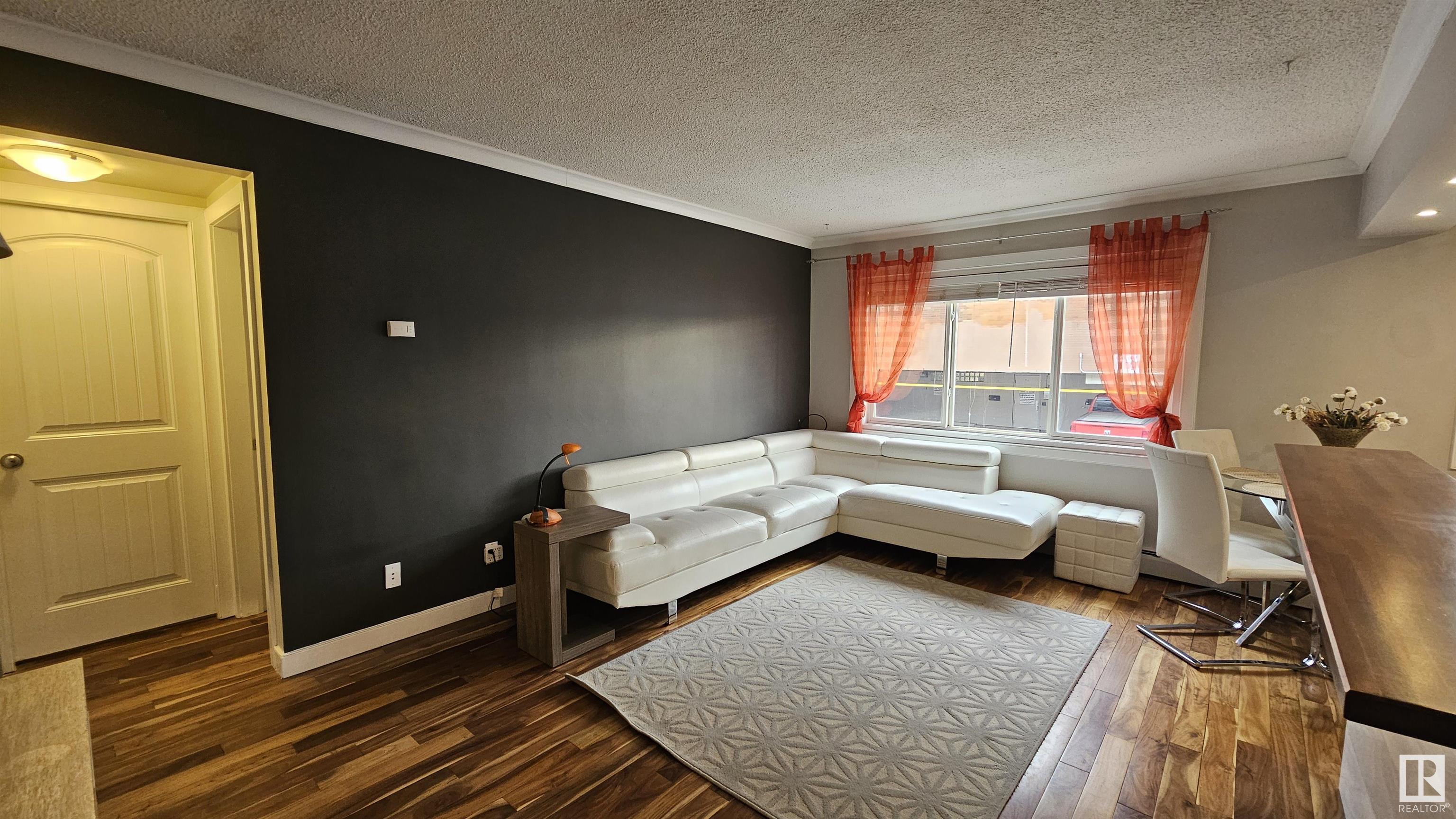      #23 10525 83 AV NW , Edmonton,  ,T6E 2E1 ;  Listing Number: MLS E4420380