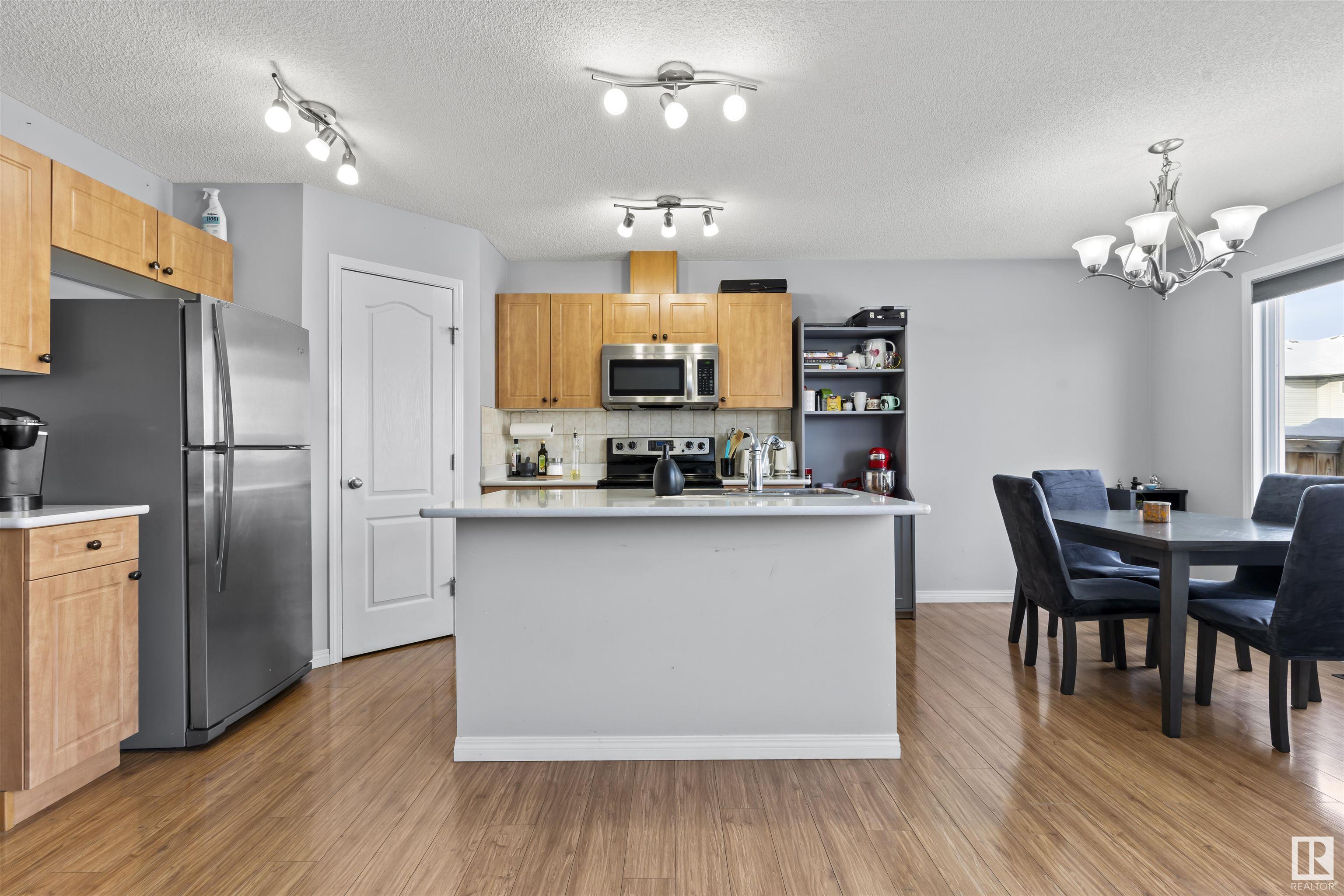      3022 16A AV NW , Edmonton,  ,T6T 0P8 ;  Listing Number: MLS E4420385