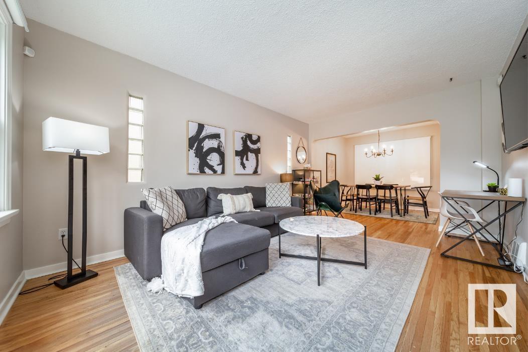      6718-6720 110 ST NW , Edmonton,  ,T6H 3K6 ;  Listing Number: MLS E4420386