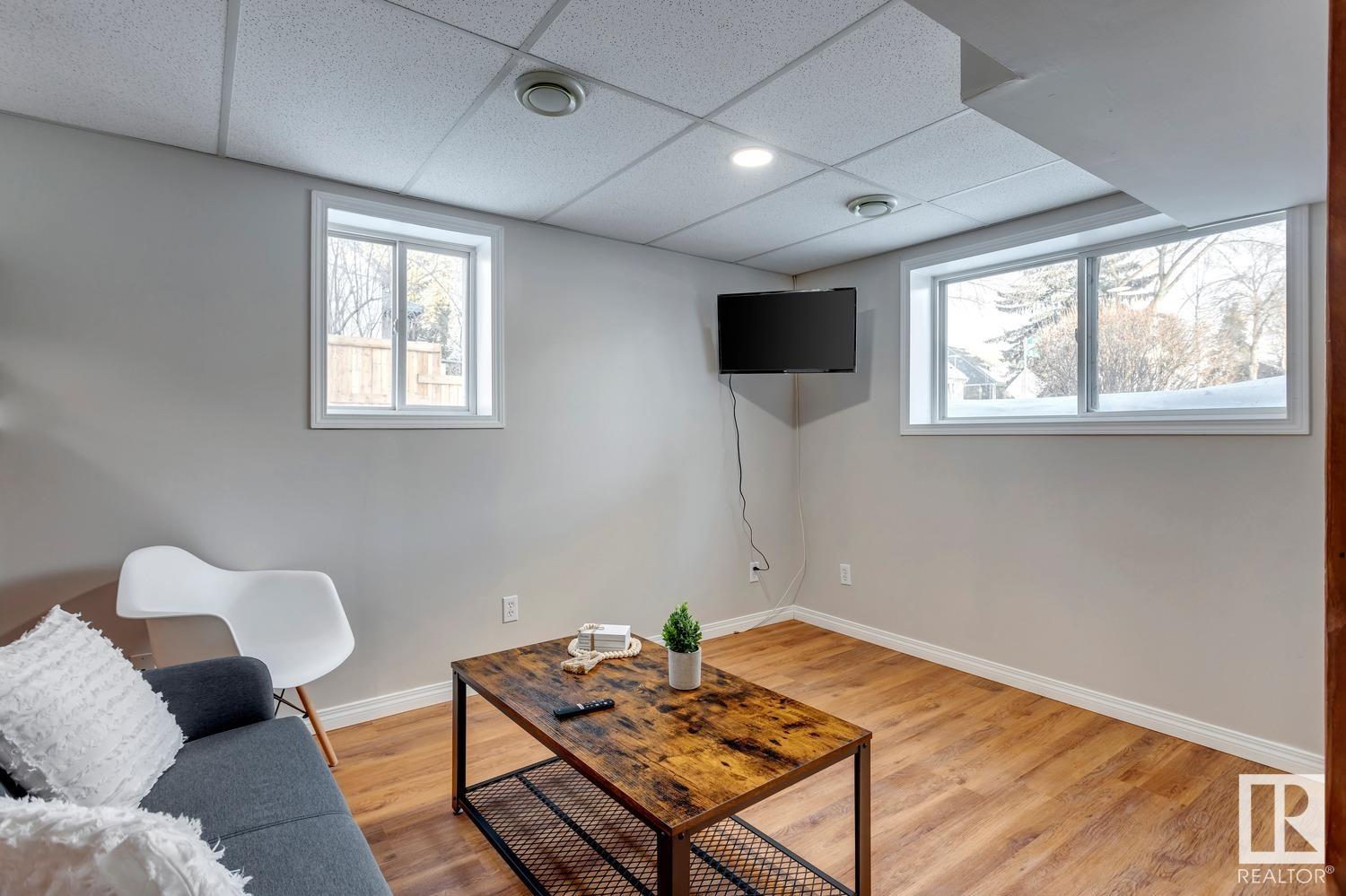      6718-6720 110 ST NW , Edmonton,  ,T6H 3K6 ;  Listing Number: MLS E4420386