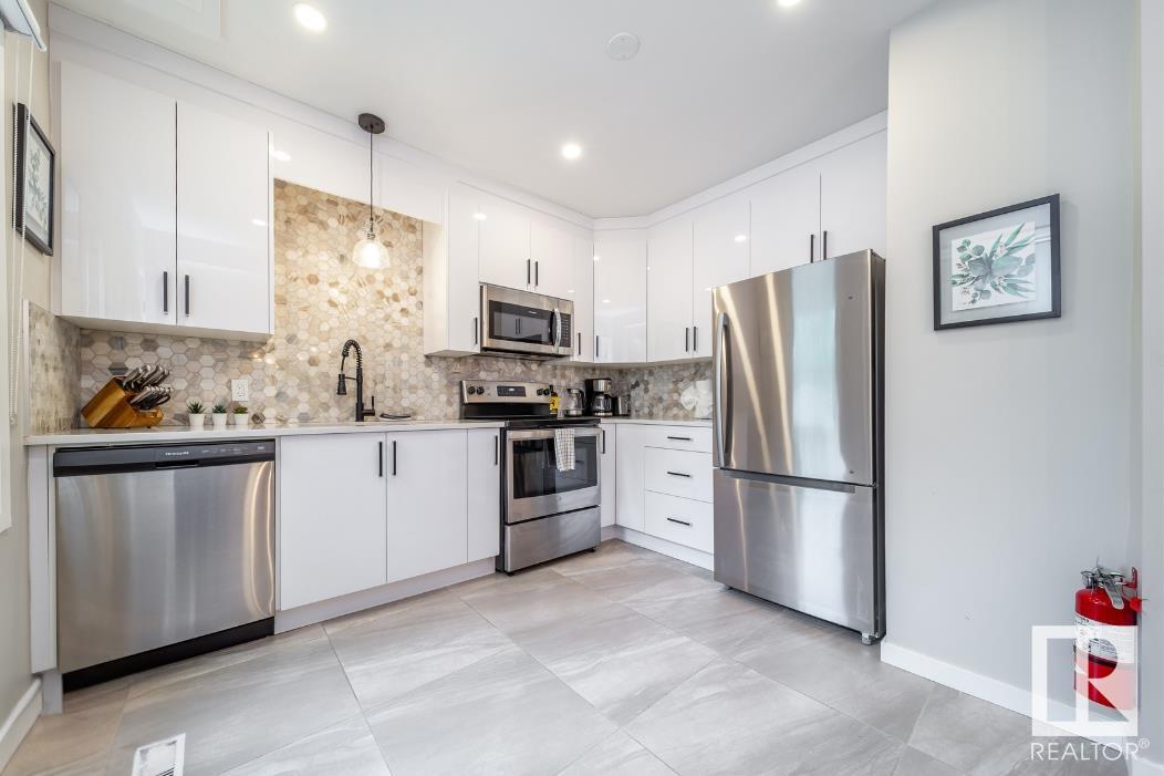      6718-6720 110 ST NW , Edmonton,  ,T6H 3K6 ;  Listing Number: MLS E4420386
