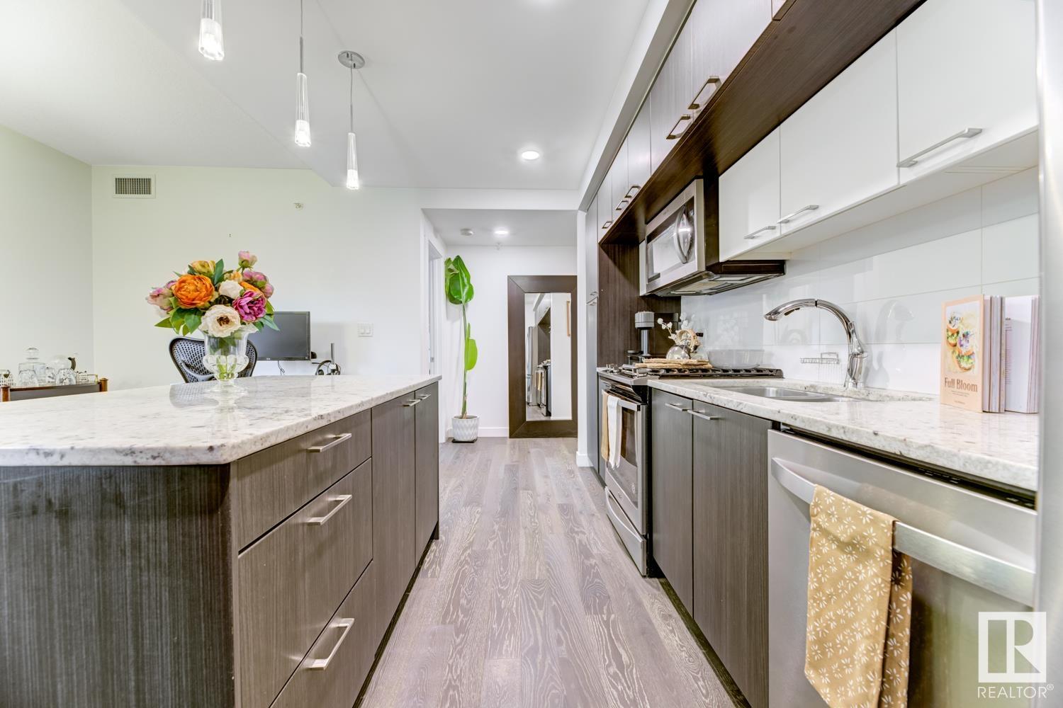      #1401 9720 106 ST NW , Edmonton,  ,T5K 0K8 ;  Listing Number: MLS E4420387