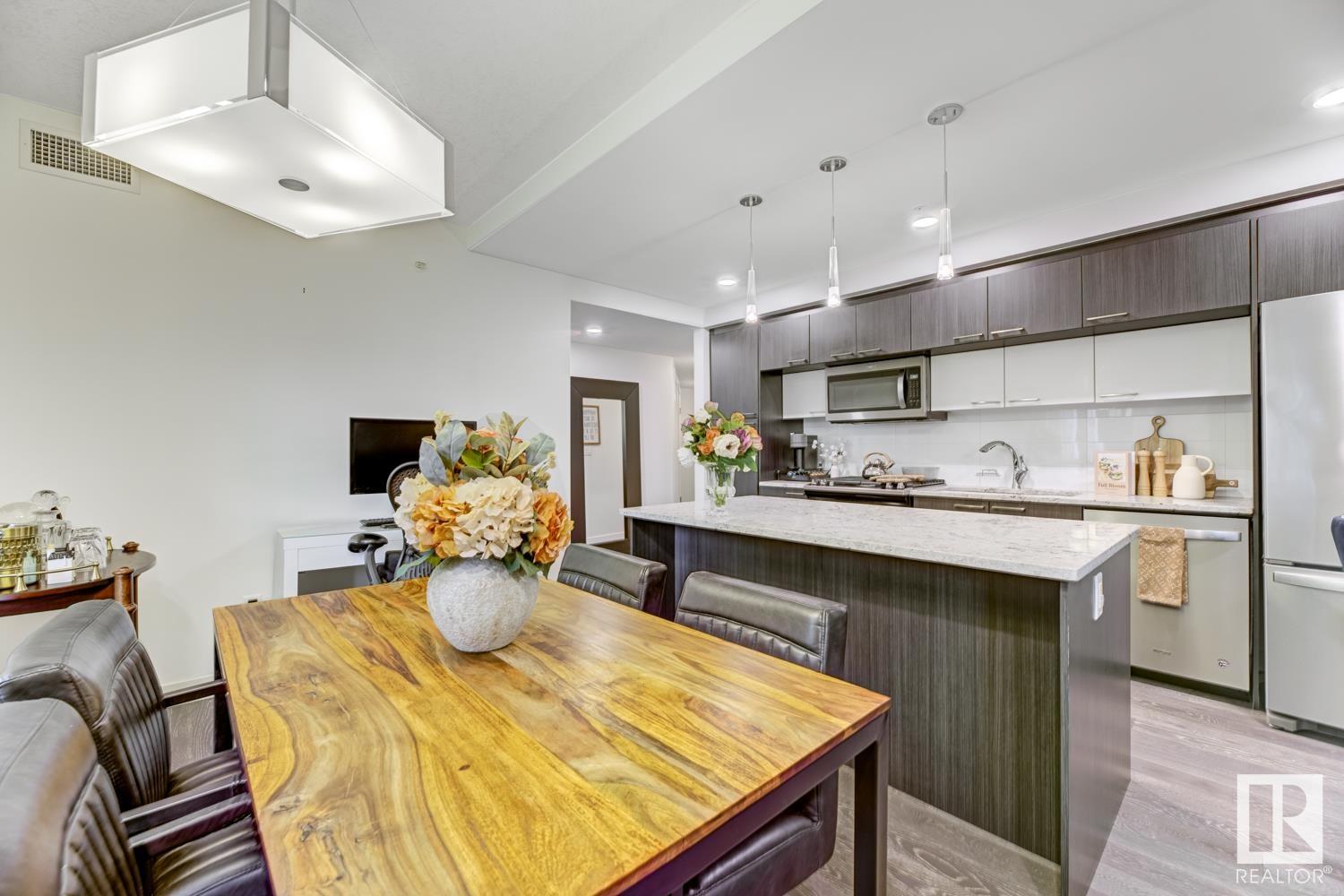      #1401 9720 106 ST NW , Edmonton,  ,T5K 0K8 ;  Listing Number: MLS E4420387