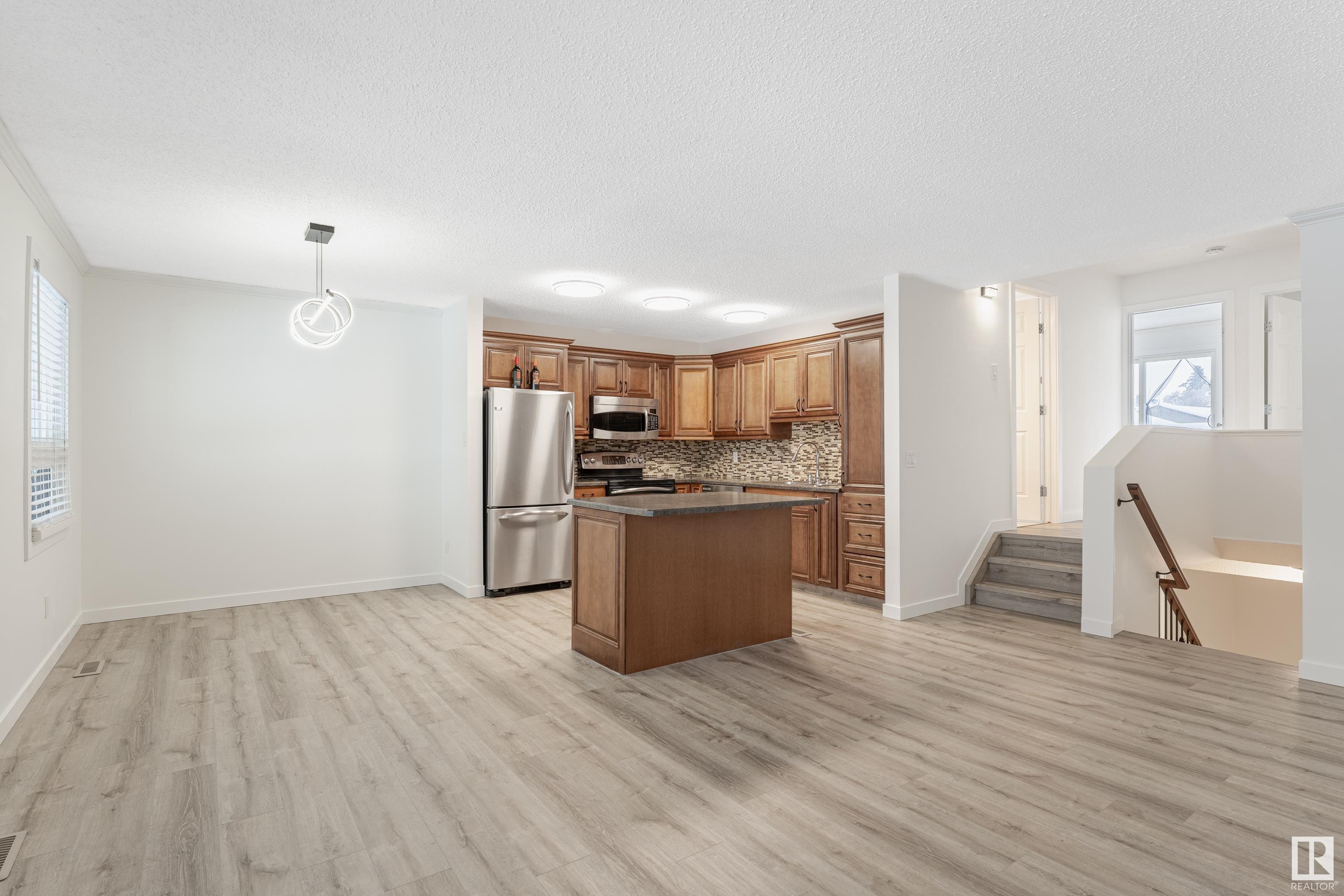      19 LUNDY PARK RD , Stony Plain,  ,T7Z 1G6 ;  Listing Number: MLS E4420399
