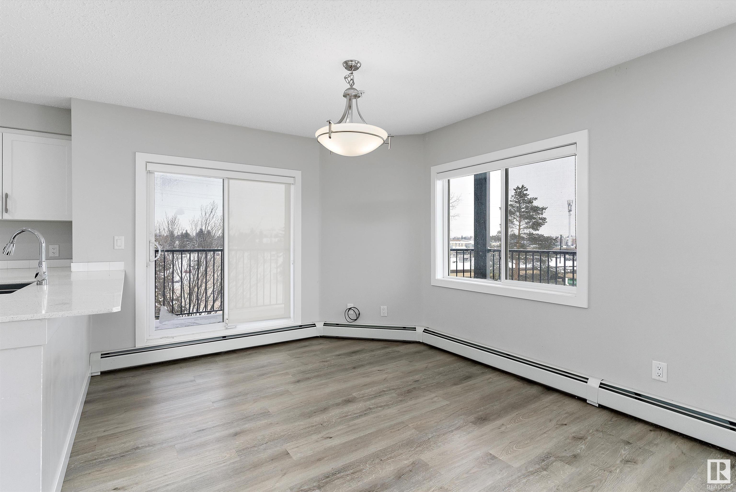     #318 11511 27 AV NW , Edmonton,  ,T6J 7J8 ;  Listing Number: MLS E4420400