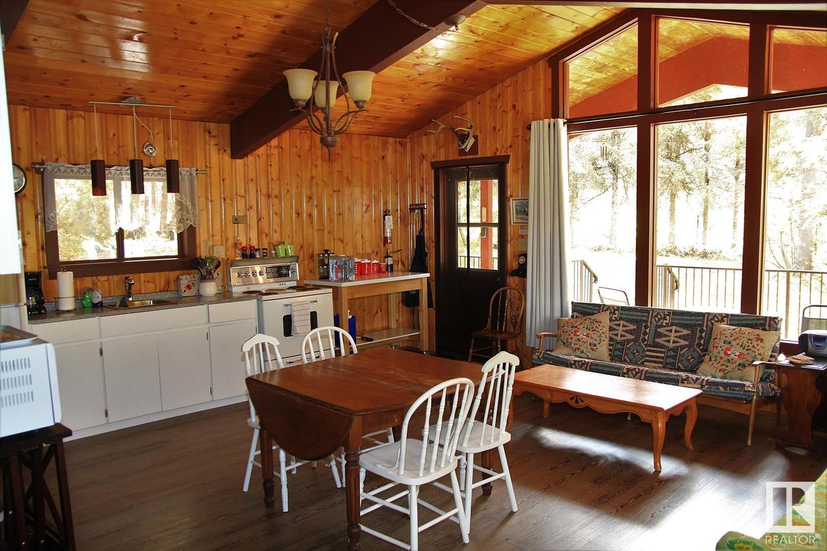      704 53102 Range Road 40 , Rural Parkland County,  ,T0E 2Y0 ;  Listing Number: MLS E4420401