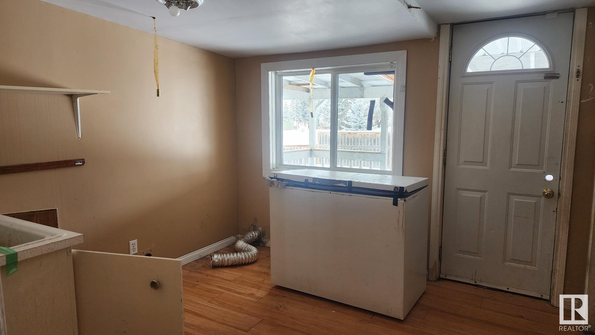      816 12 AV , Cold Lake,  ,T9M 1J1 ;  Listing Number: MLS E4420402