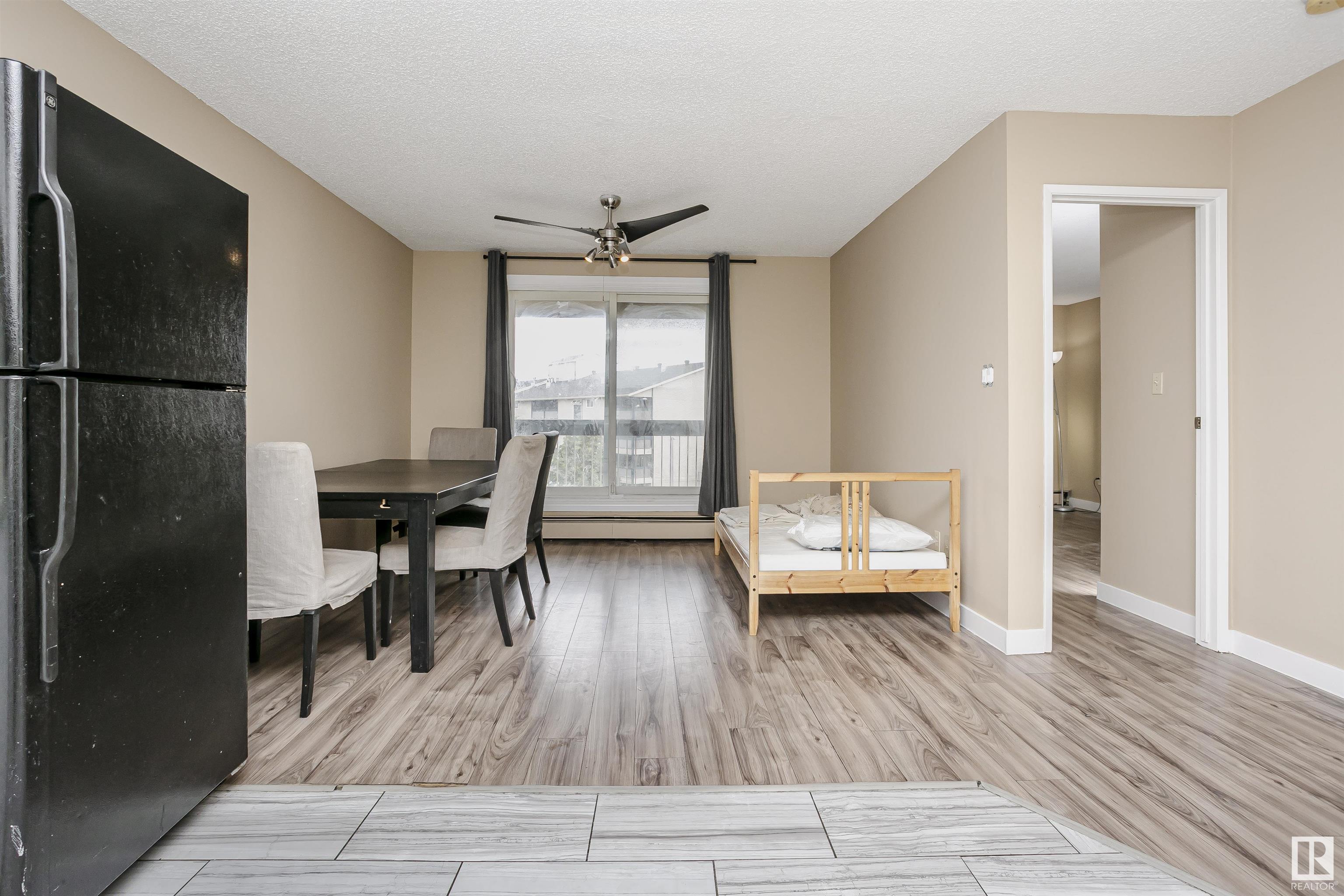      4810 Millwoods rd south NW , Edmonton,  ,T6L 5N9 ;  Listing Number: MLS E4420407