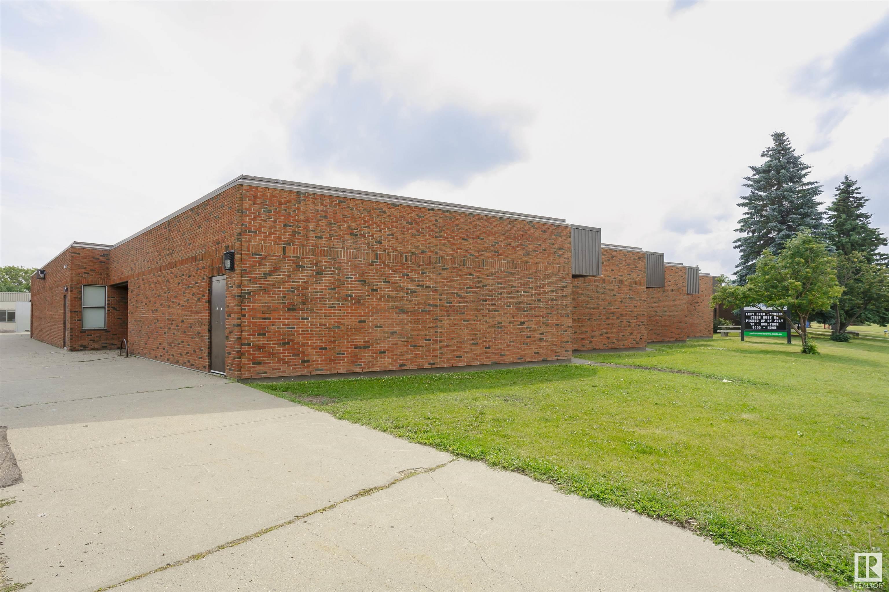      4810 Millwoods rd south NW , Edmonton,  ,T6L 5N9 ;  Listing Number: MLS E4420407