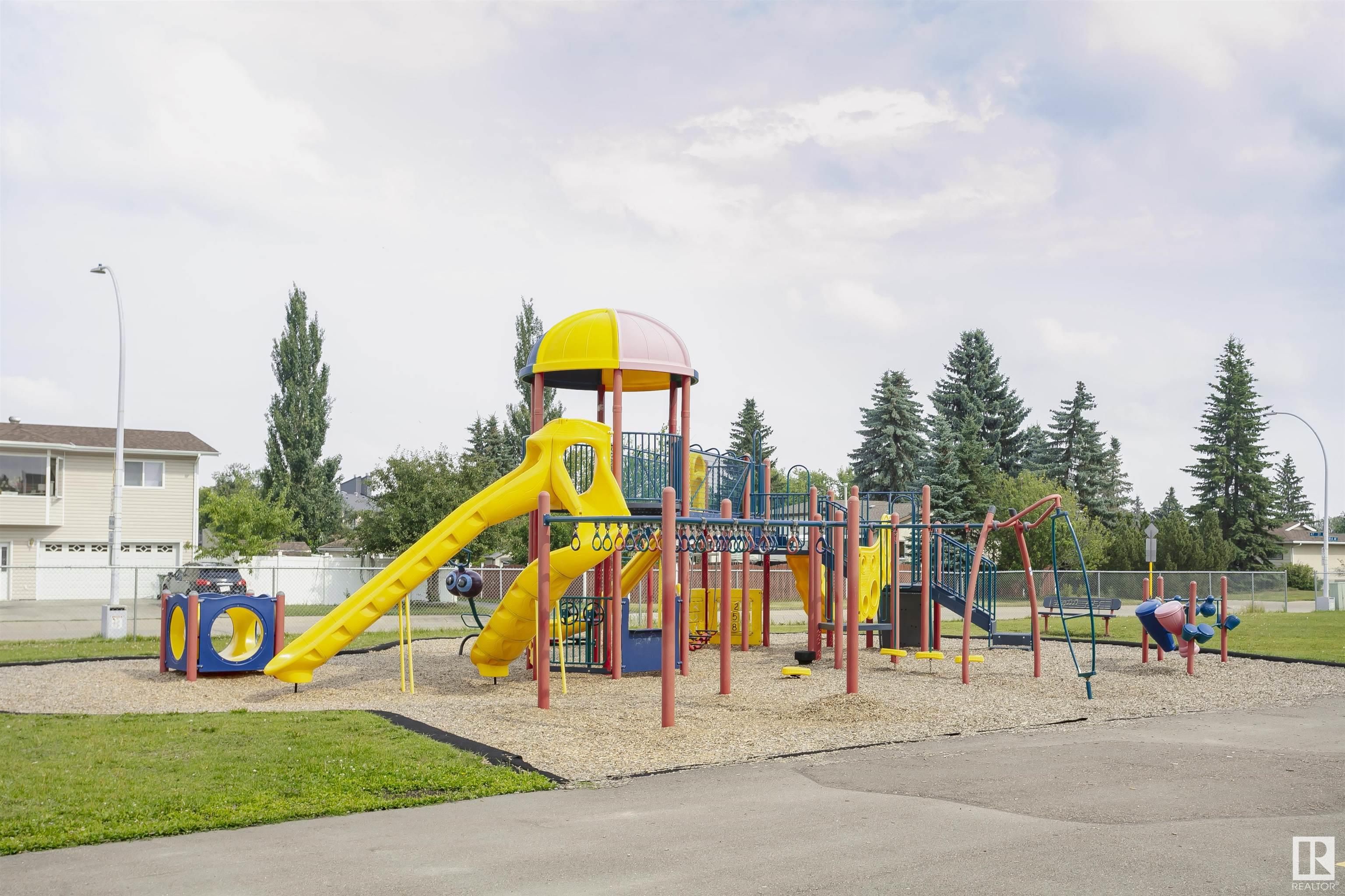      4810 Millwoods rd south NW , Edmonton,  ,T6L 5N9 ;  Listing Number: MLS E4420407
