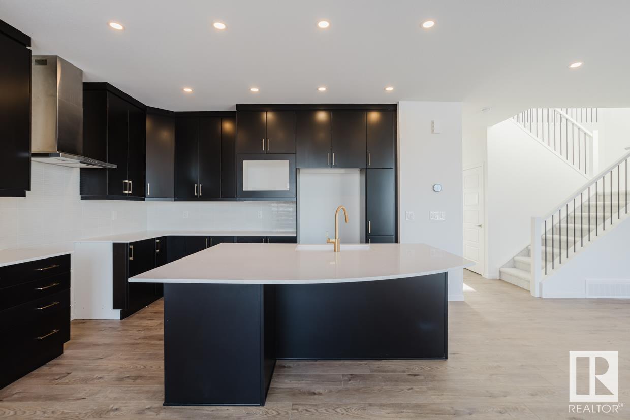      1038 Stoneside RD , Sherwood Park,  ,T8H 3A2 ;  Listing Number: MLS E4420410