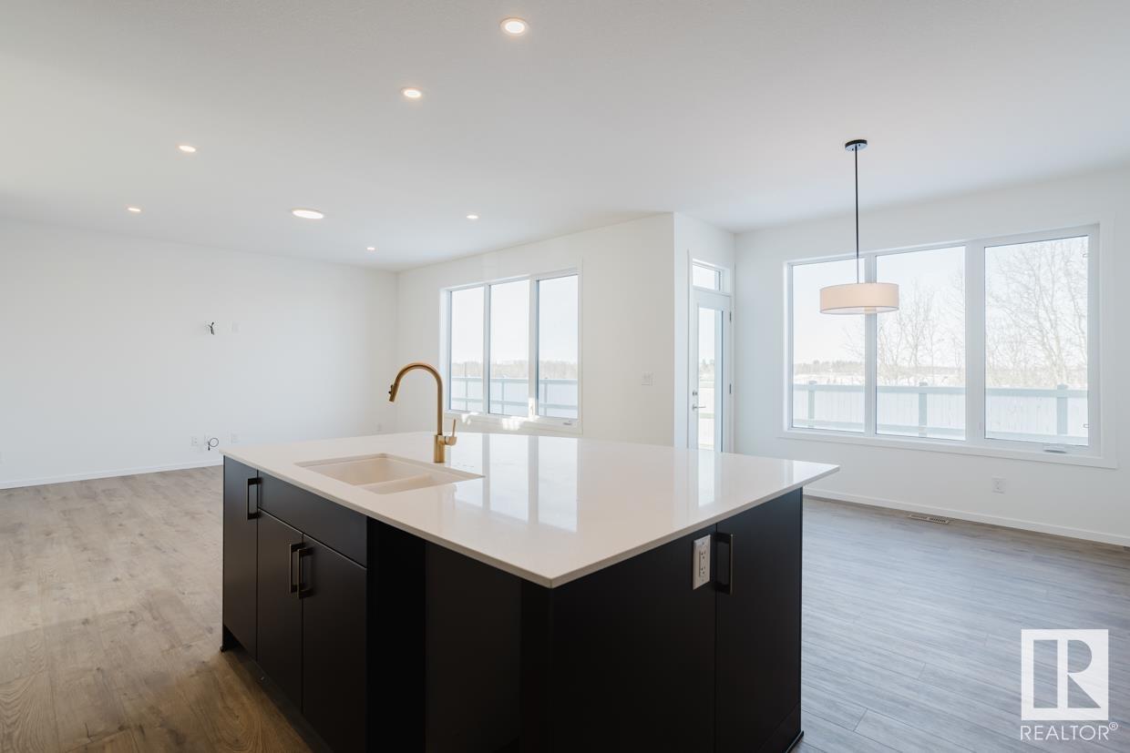      1038 Stoneside RD , Sherwood Park,  ,T8H 3A2 ;  Listing Number: MLS E4420410