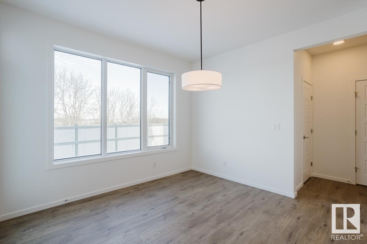      1038 Stoneside RD , Sherwood Park,  ,T8H 3A2 ;  Listing Number: MLS E4420410