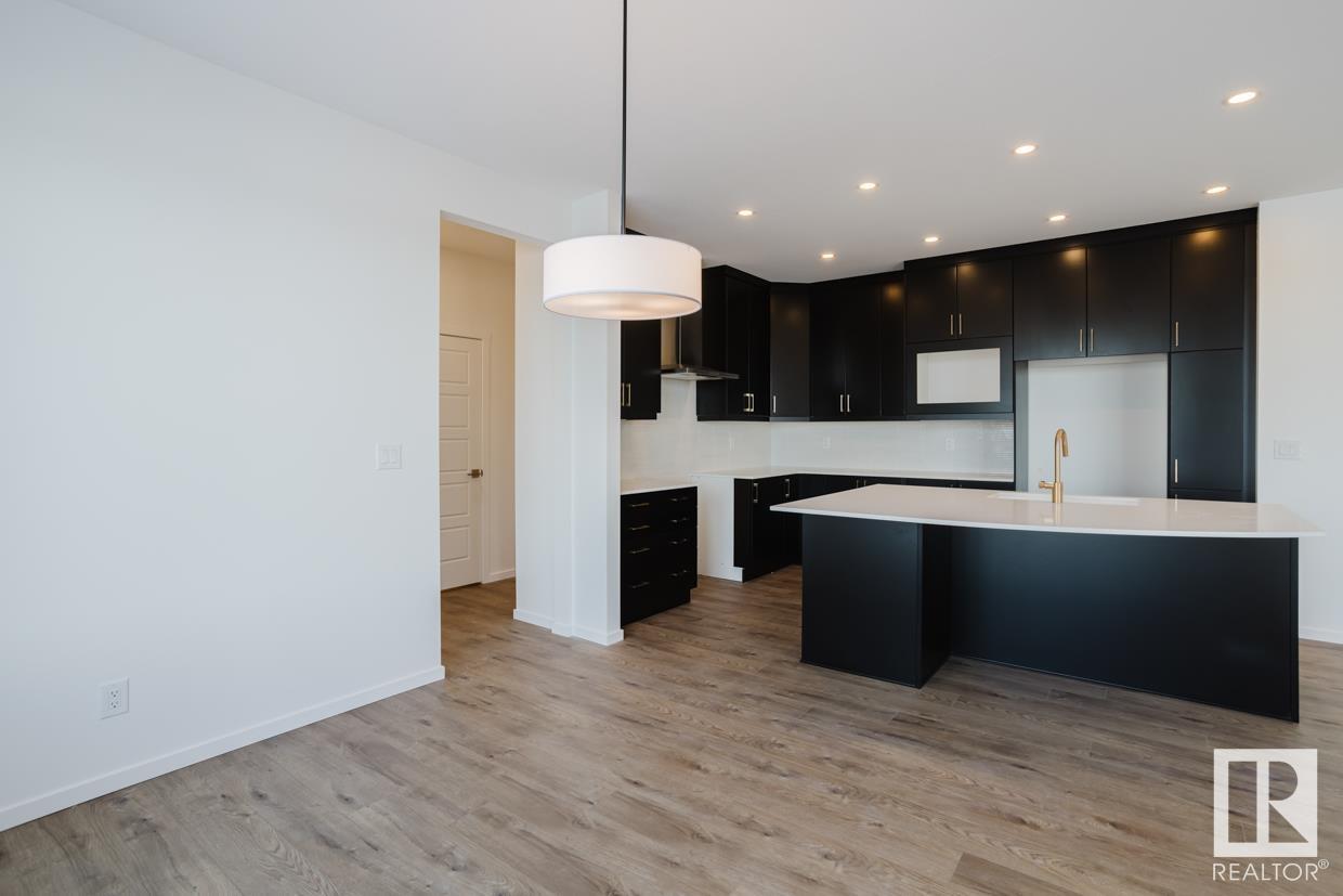      1038 Stoneside RD , Sherwood Park,  ,T8H 3A2 ;  Listing Number: MLS E4420410
