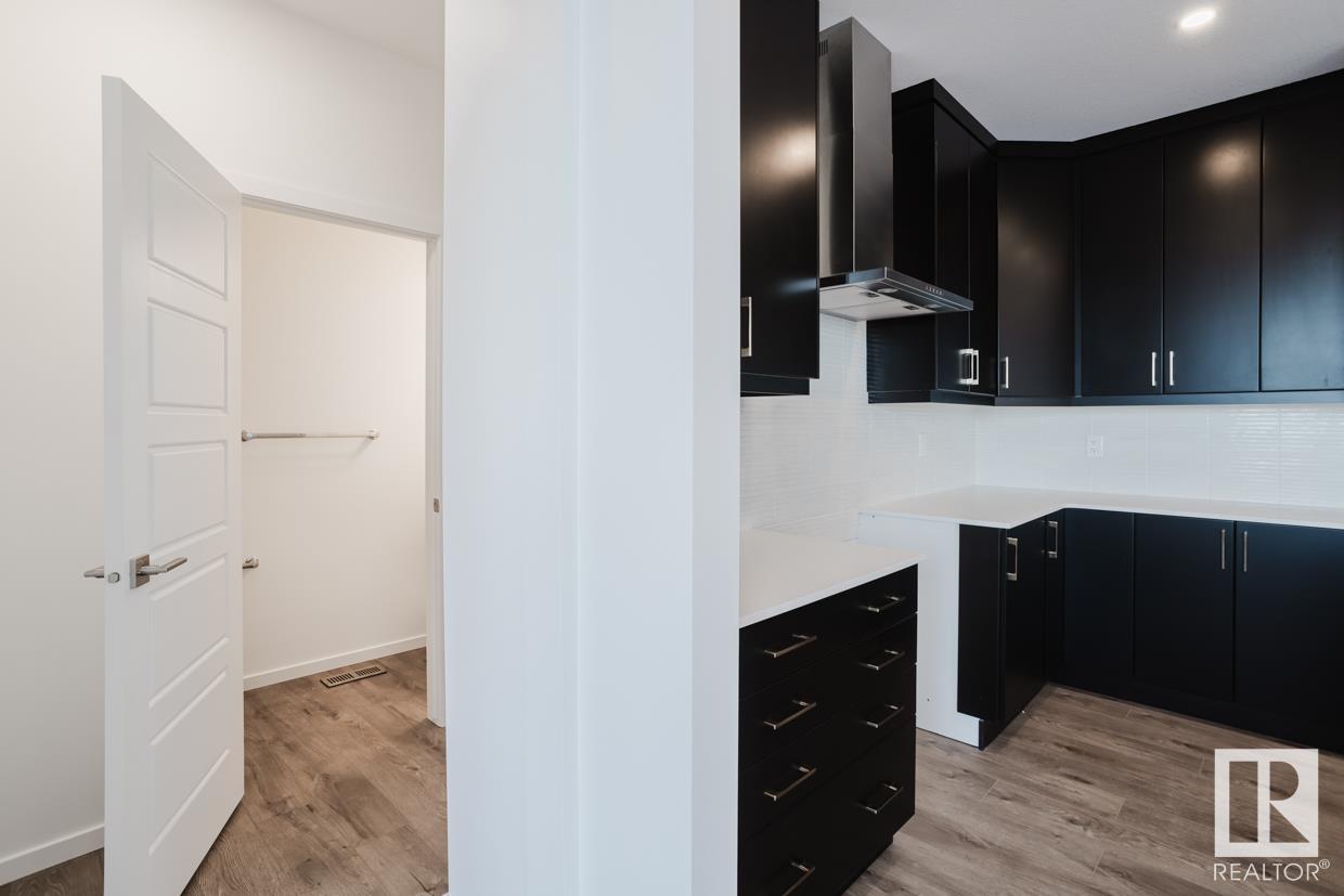      1038 Stoneside RD , Sherwood Park,  ,T8H 3A2 ;  Listing Number: MLS E4420410