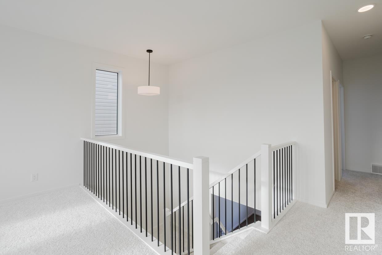     1038 Stoneside RD , Sherwood Park,  ,T8H 3A2 ;  Listing Number: MLS E4420410