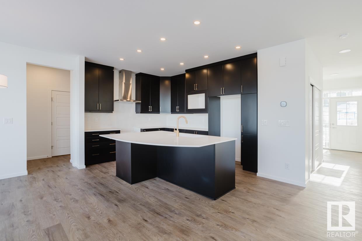      1038 Stoneside RD , Sherwood Park,  ,T8H 3A2 ;  Listing Number: MLS E4420410
