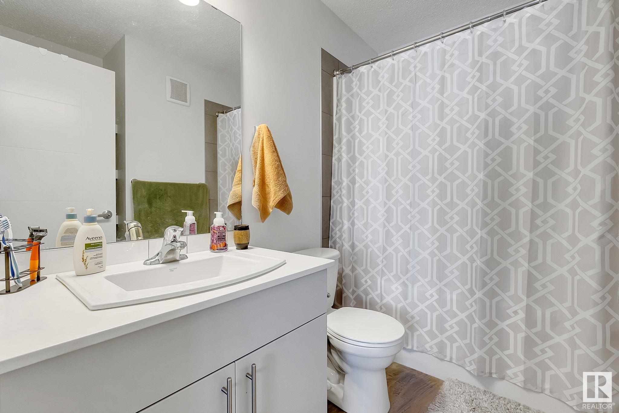      3 SIENNA BV , Fort Saskatchewan,  ,T8L 0W2 ;  Listing Number: MLS E4420411