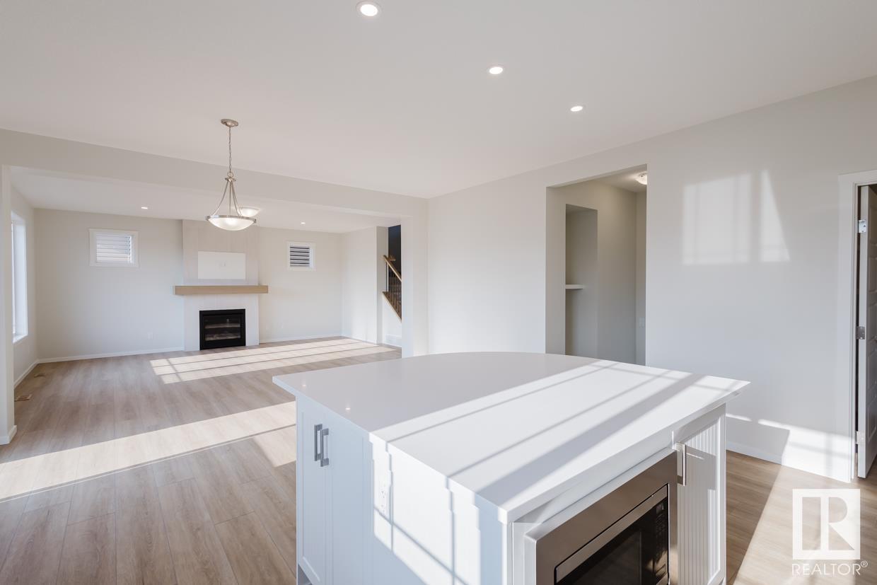      1130 Stoneside RD , Sherwood Park,  ,T8H 3A1 ;  Listing Number: MLS E4420413