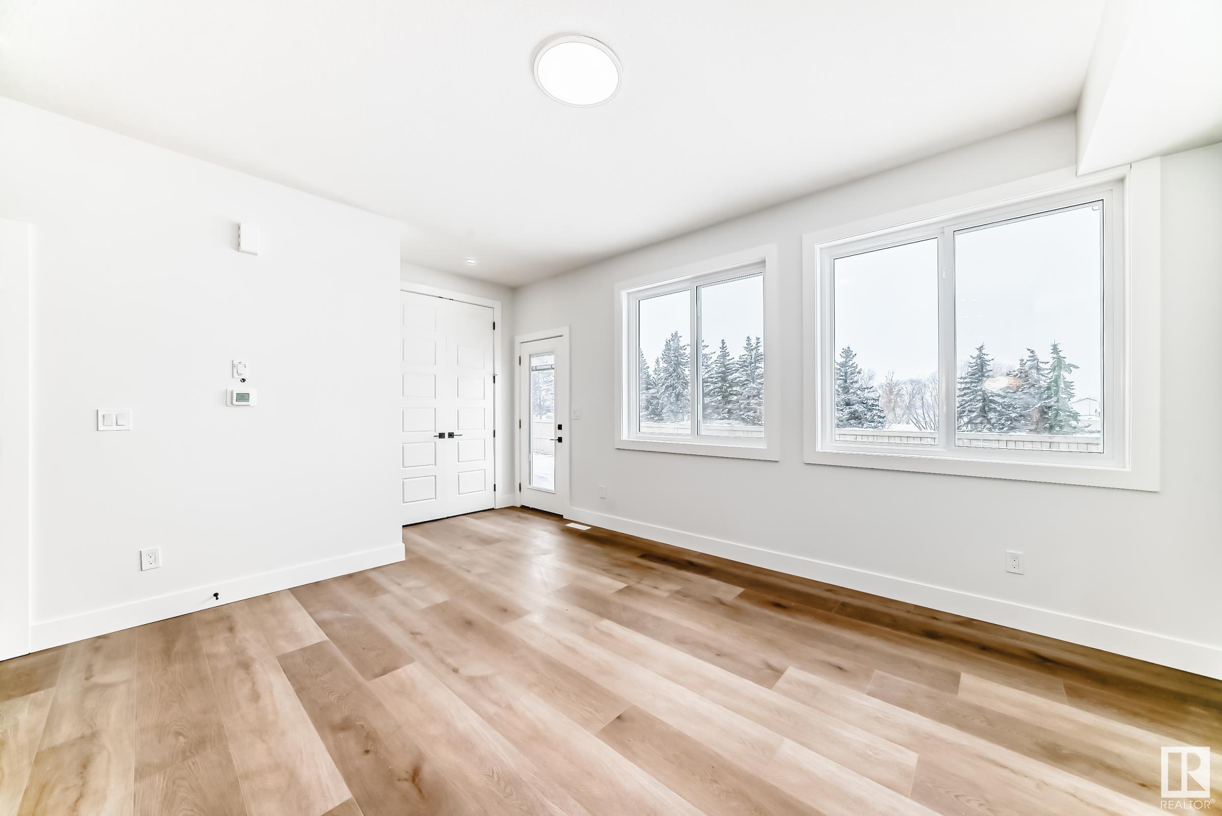     5028 67 ST , Beaumont,  ,T4X 2A2 ;  Listing Number: MLS E4420415