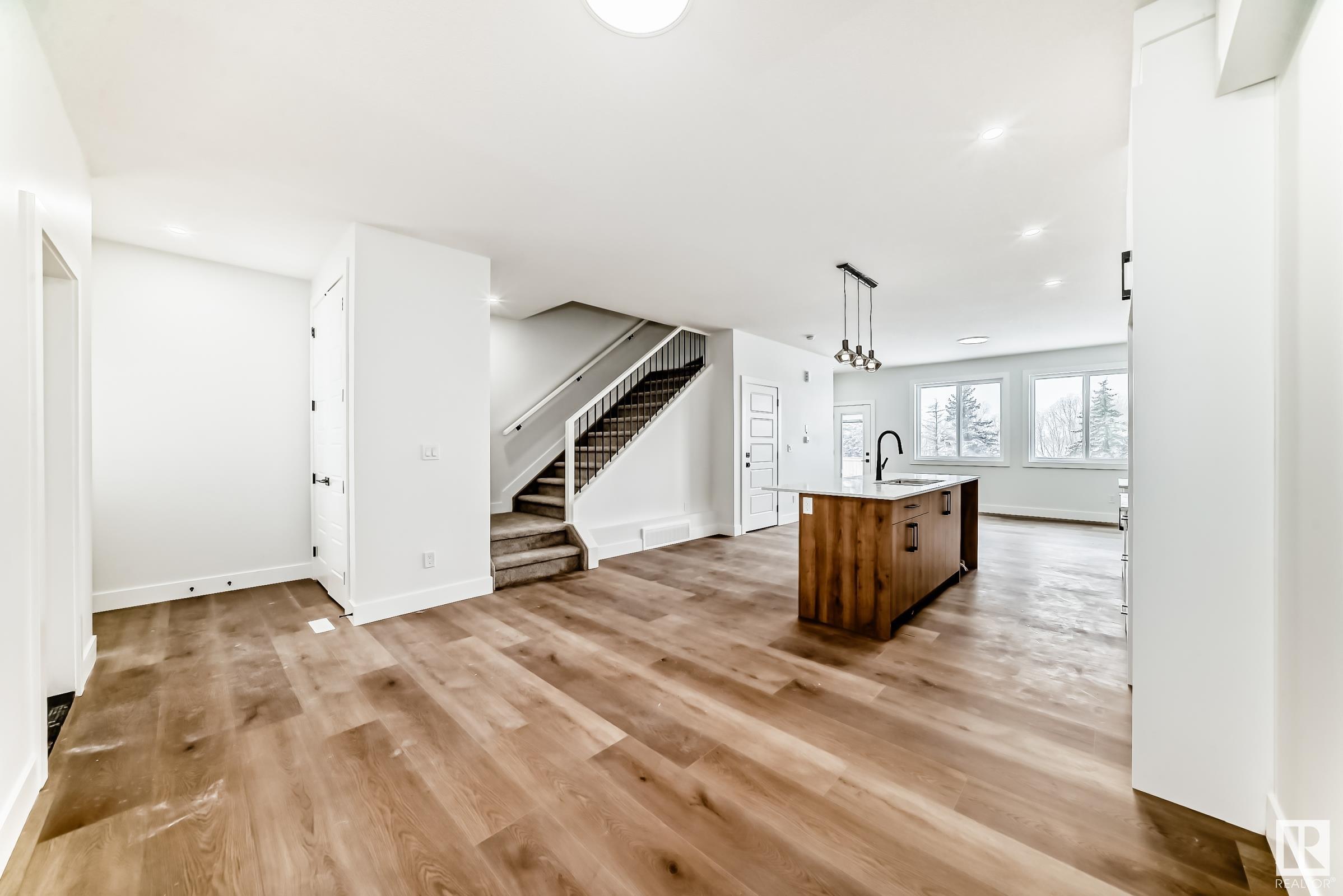      5028 67 ST , Beaumont,  ,T4X 2A2 ;  Listing Number: MLS E4420415