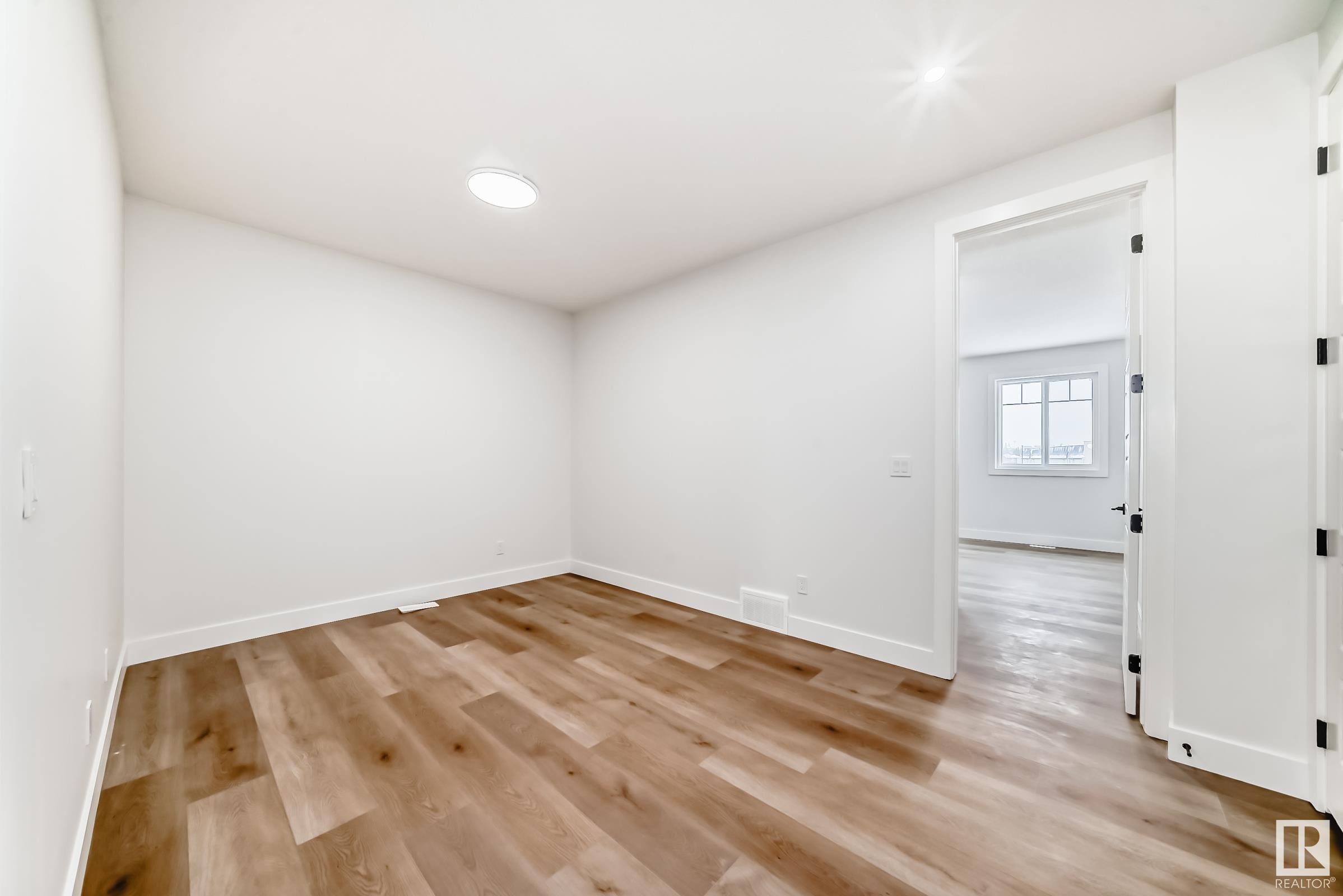      5028 67 ST , Beaumont,  ,T4X 2A2 ;  Listing Number: MLS E4420415